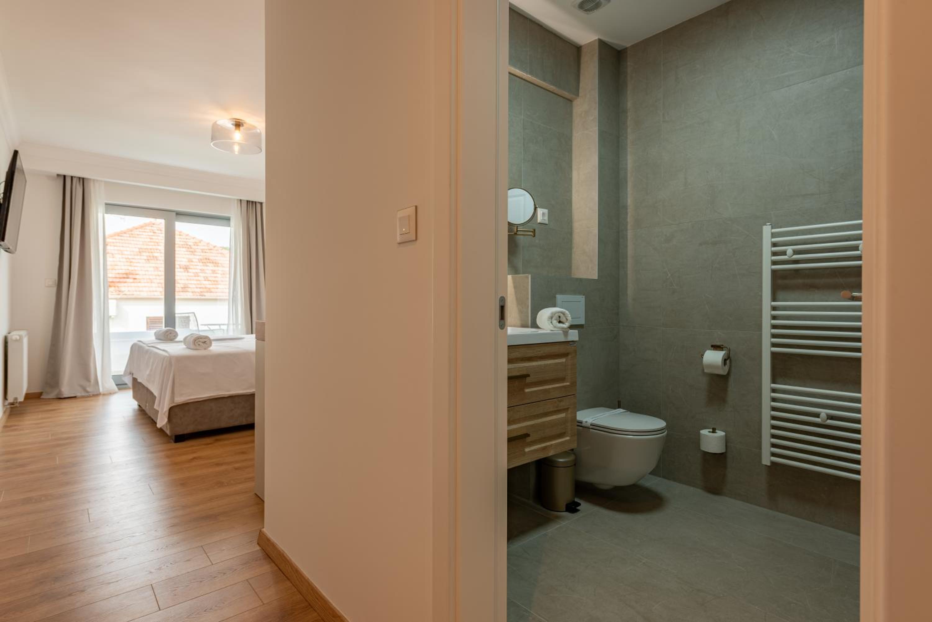 Deluxe Double or Twin Room photo 2