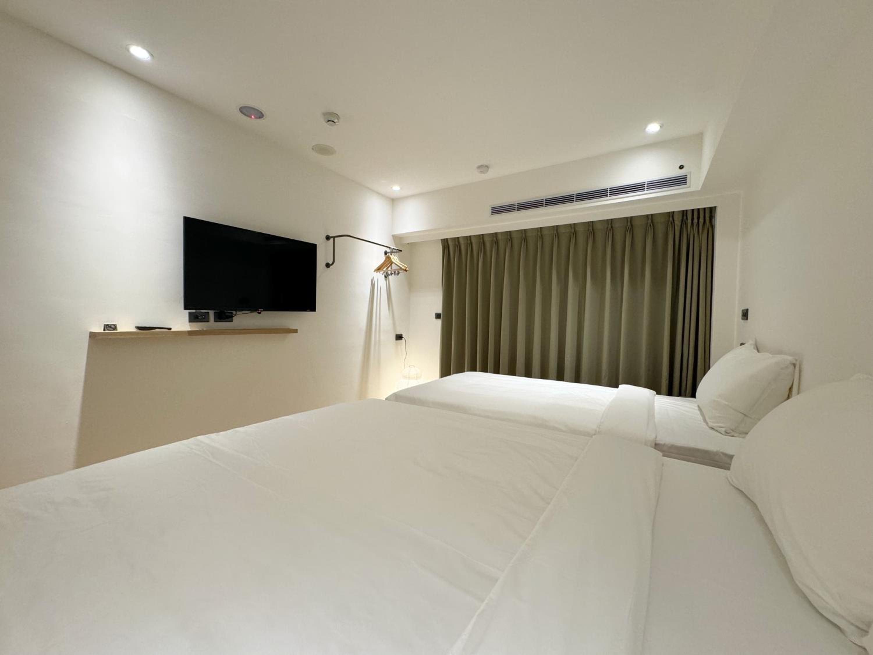 Superior Triple Room - Photo 3