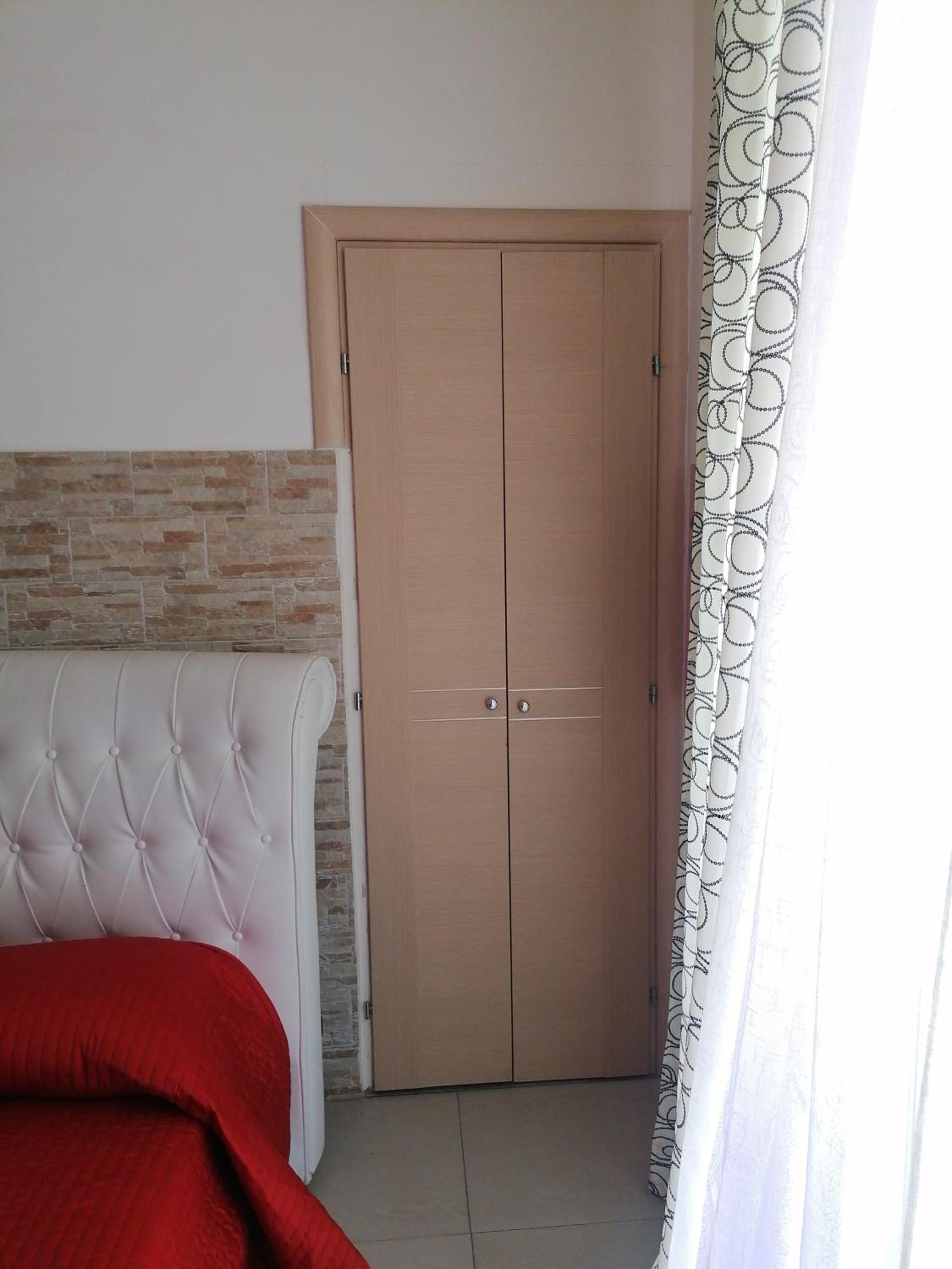 Double Room with Private Bathroom - Photo 16