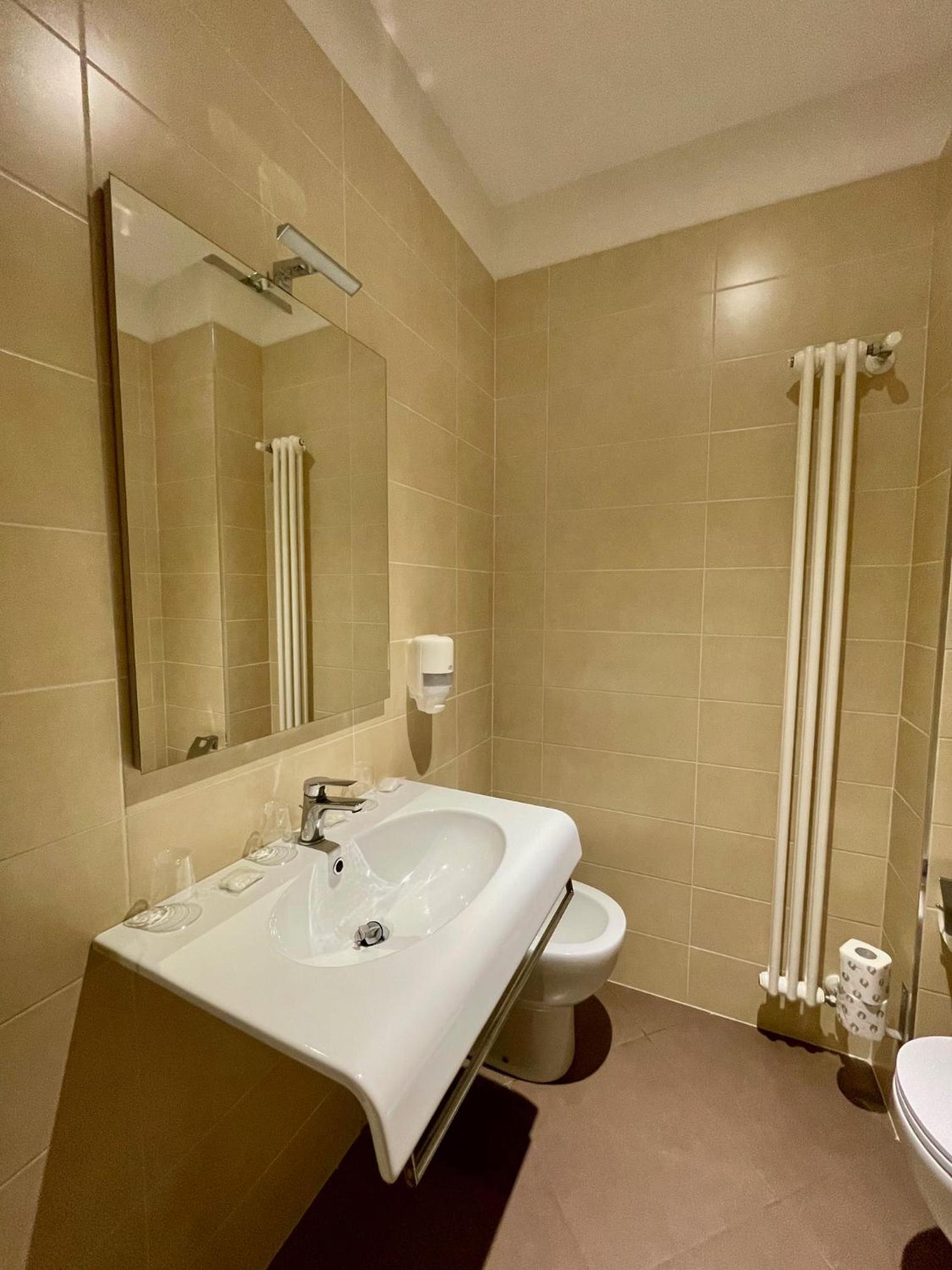 Triple Room photo 3