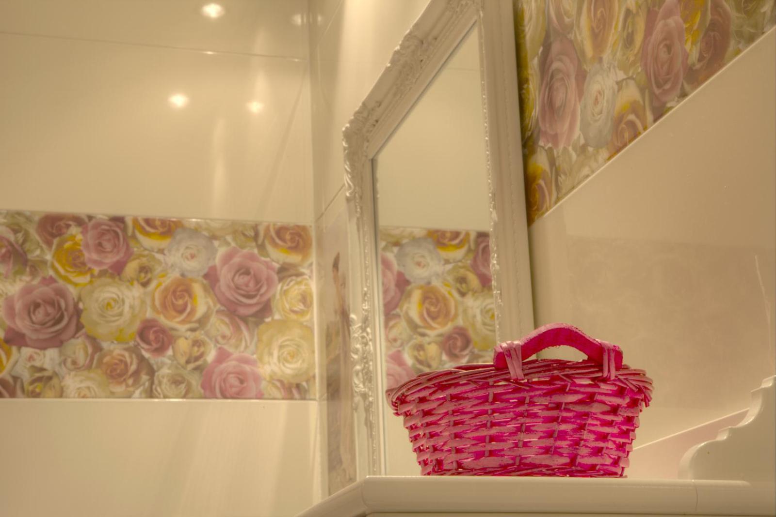 One-Bedroom Apartment (3 Adults) - Photo 6
