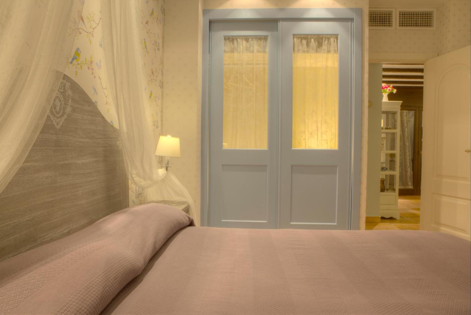 One-Bedroom Apartment (3 Adults) - Photo 30