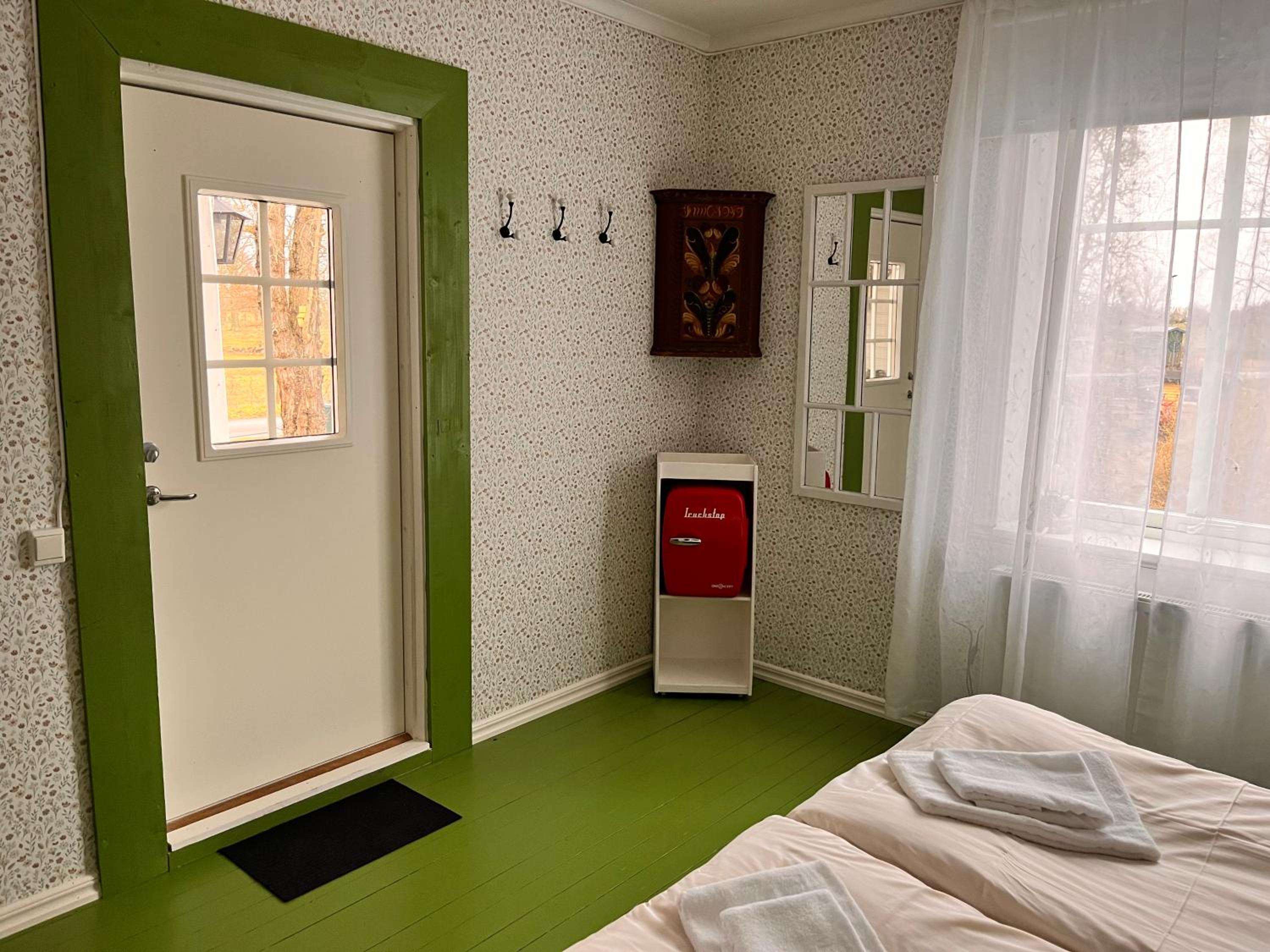 Double Room with Shared Toilet photo 2