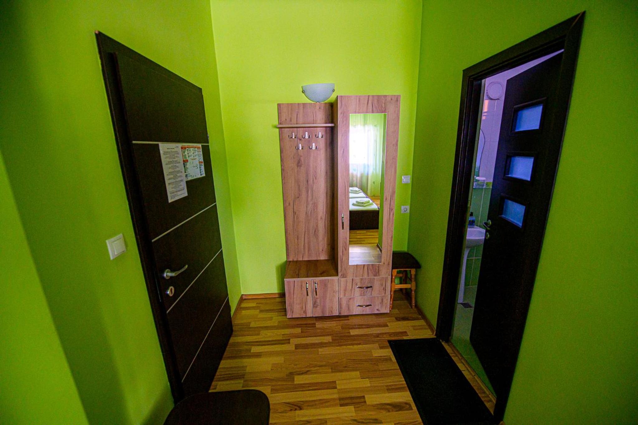 Double or Twin Room - Photo 5
