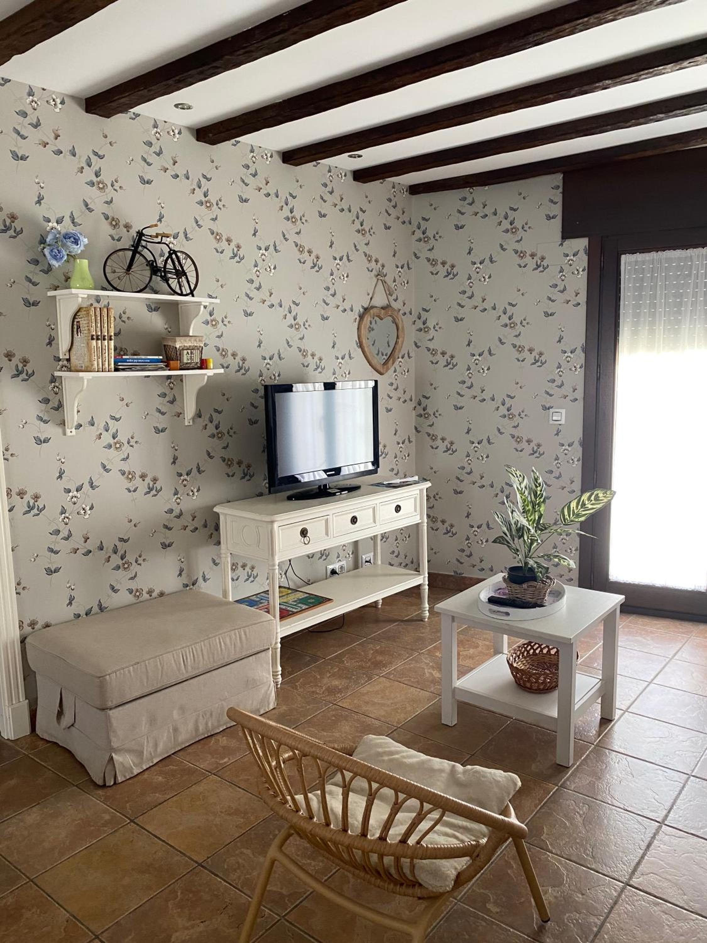 Two-Bedroom Apartment (6 Adults) - Photo 20