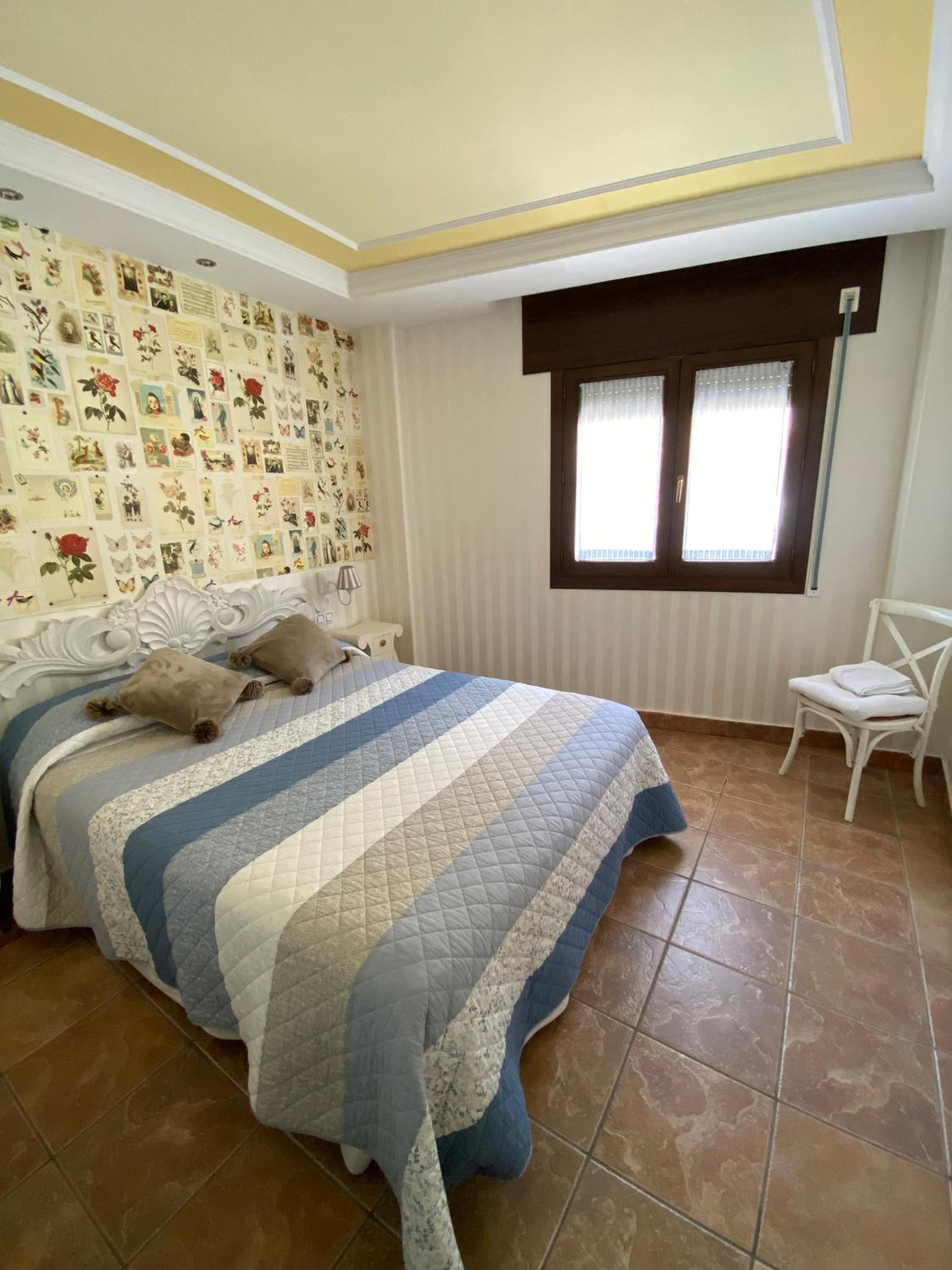 Two-Bedroom Apartment (6 Adults) - Photo 28