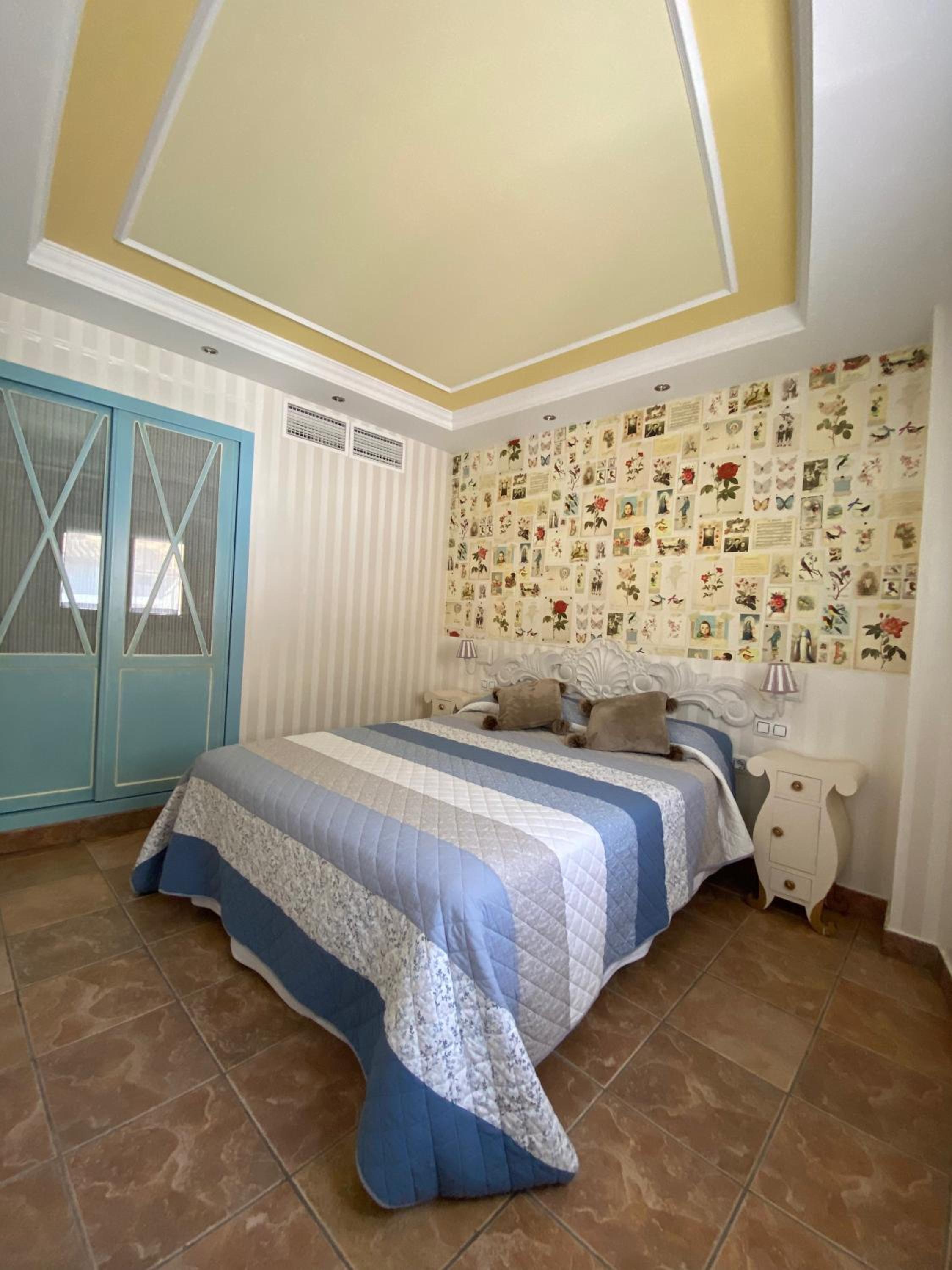 Two-Bedroom Apartment (6 Adults) - Photo 35