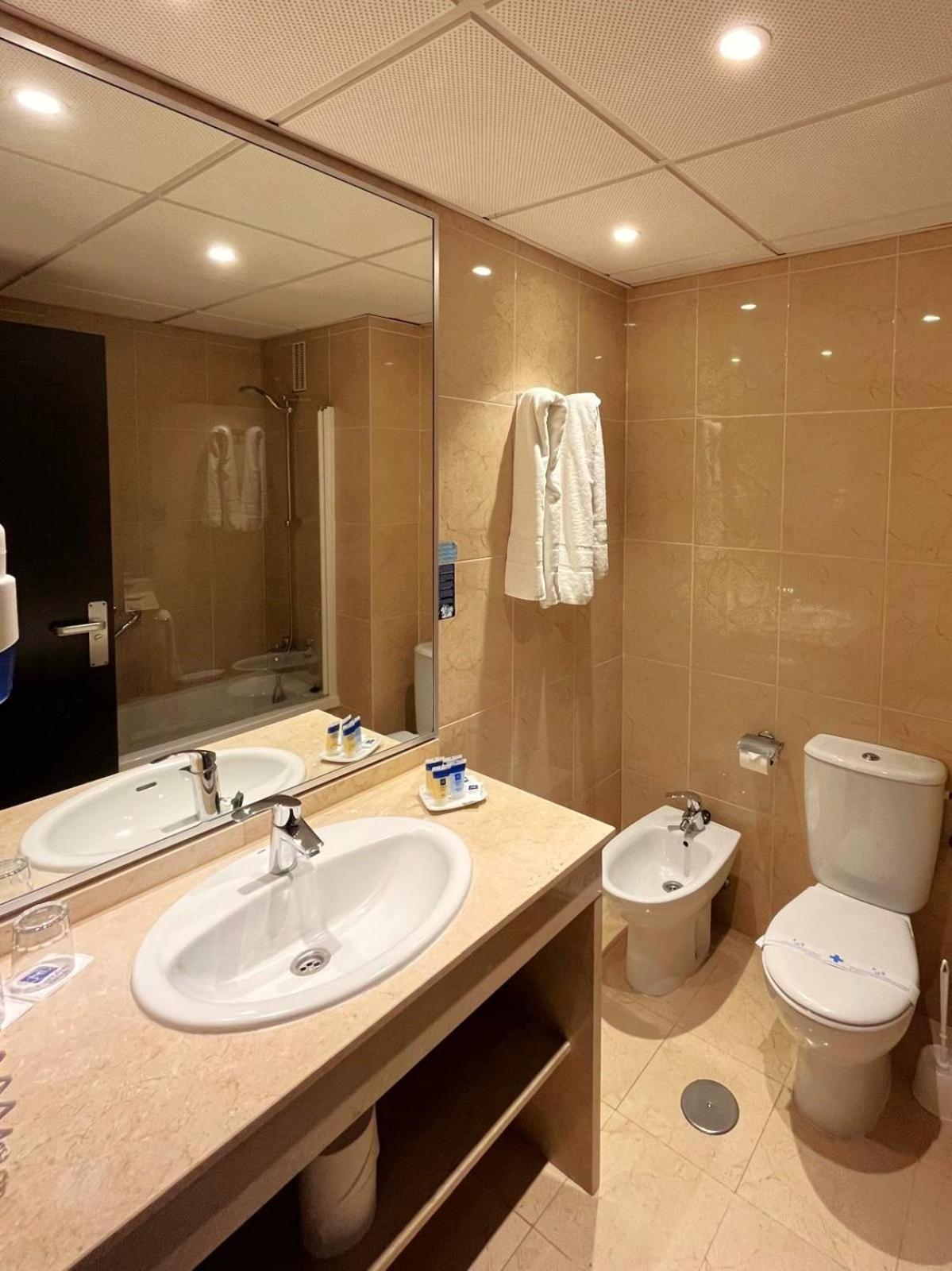 Twin Room photo 2