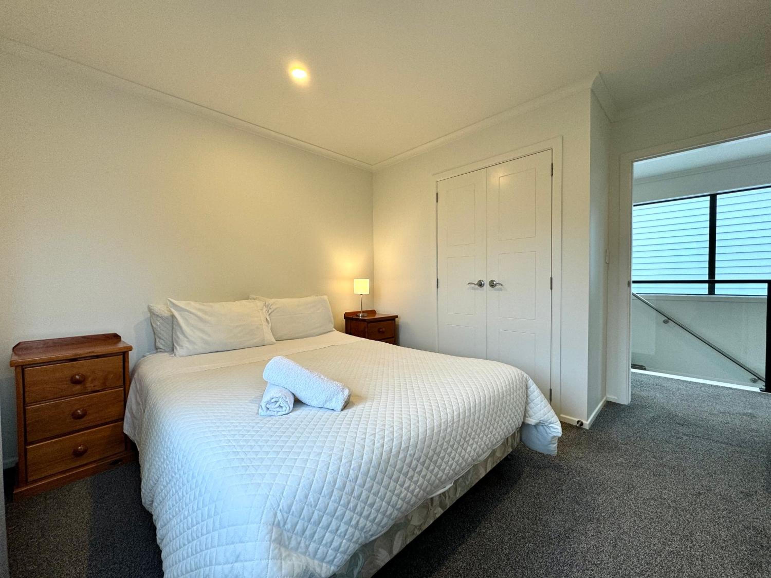 Three-Bedroom Townhouse - Photo 17