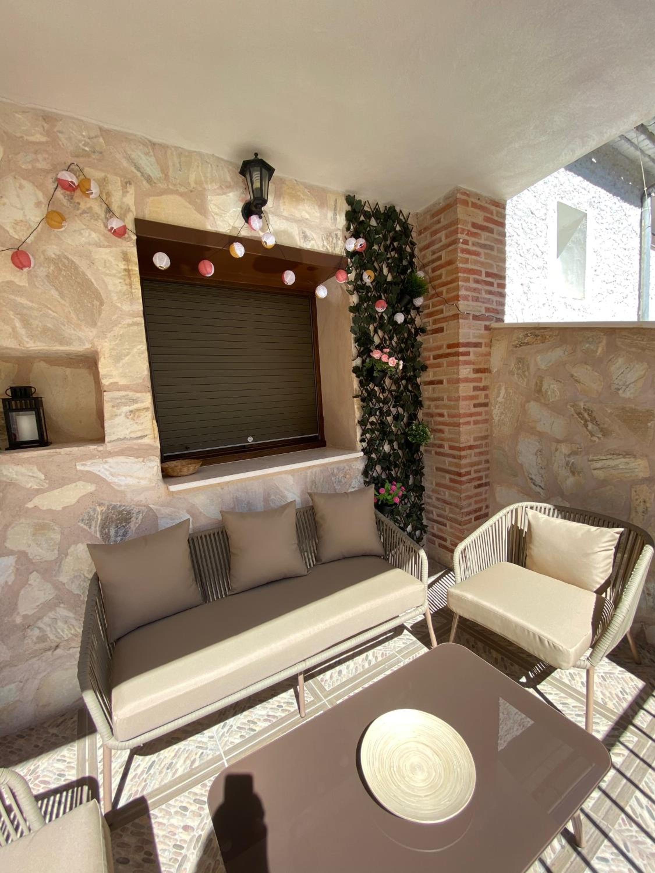 One-Bedroom Apartment (3 Adults) - Photo 12