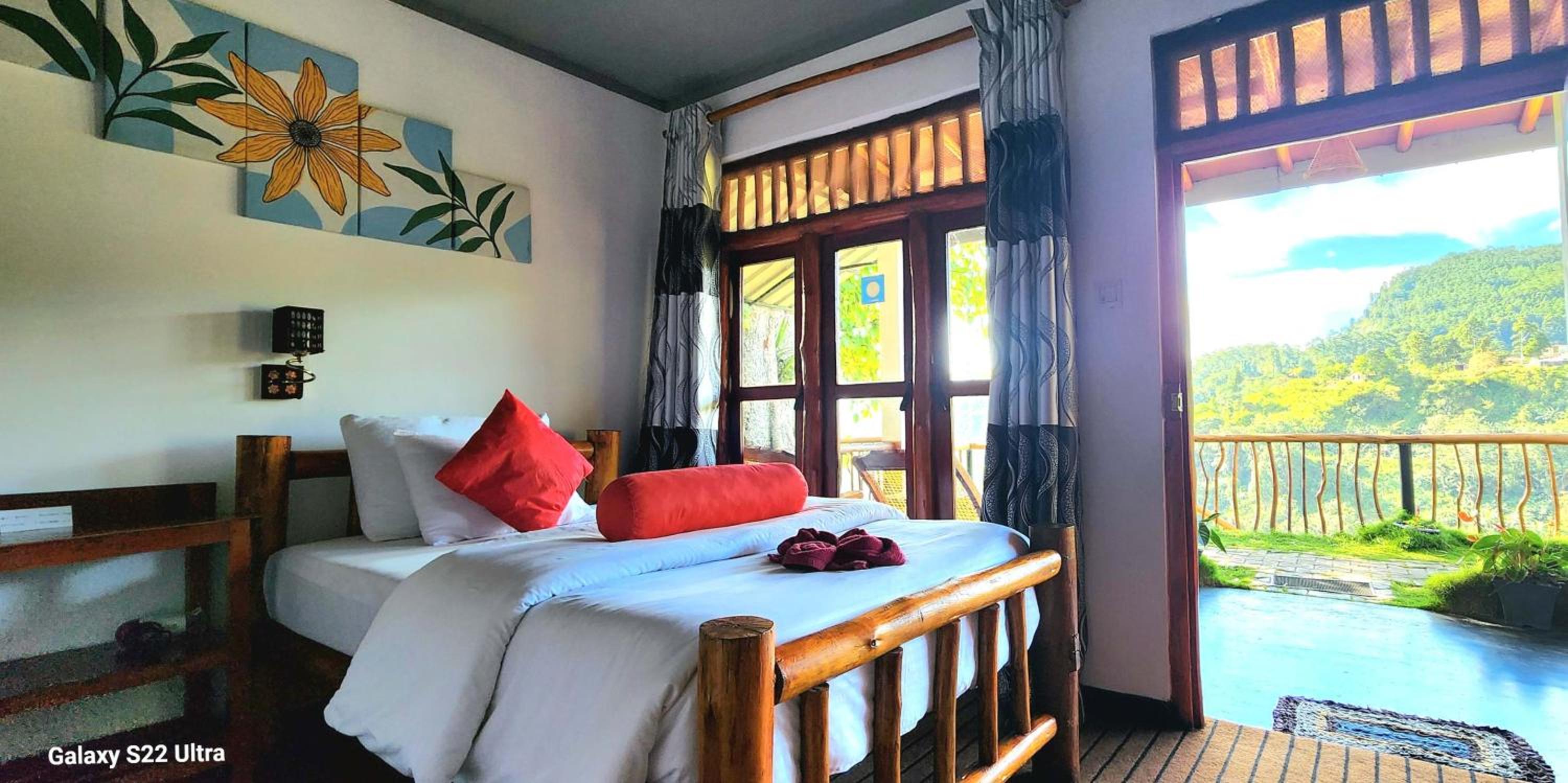 King Room with Mountain View photo 3