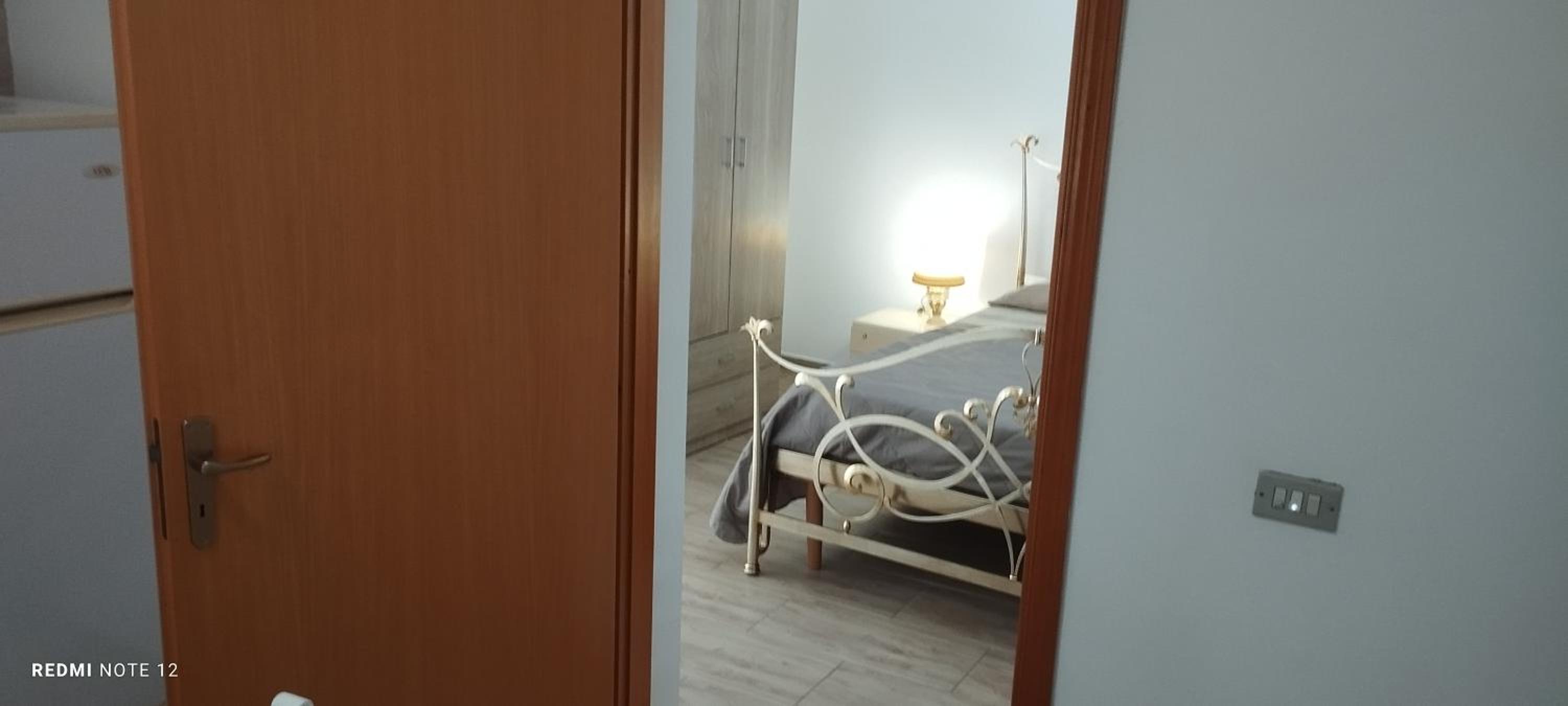Standard King Room photo 2
