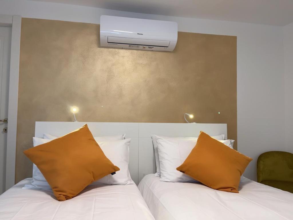 Double Room with Private Bathroom - Photo 1