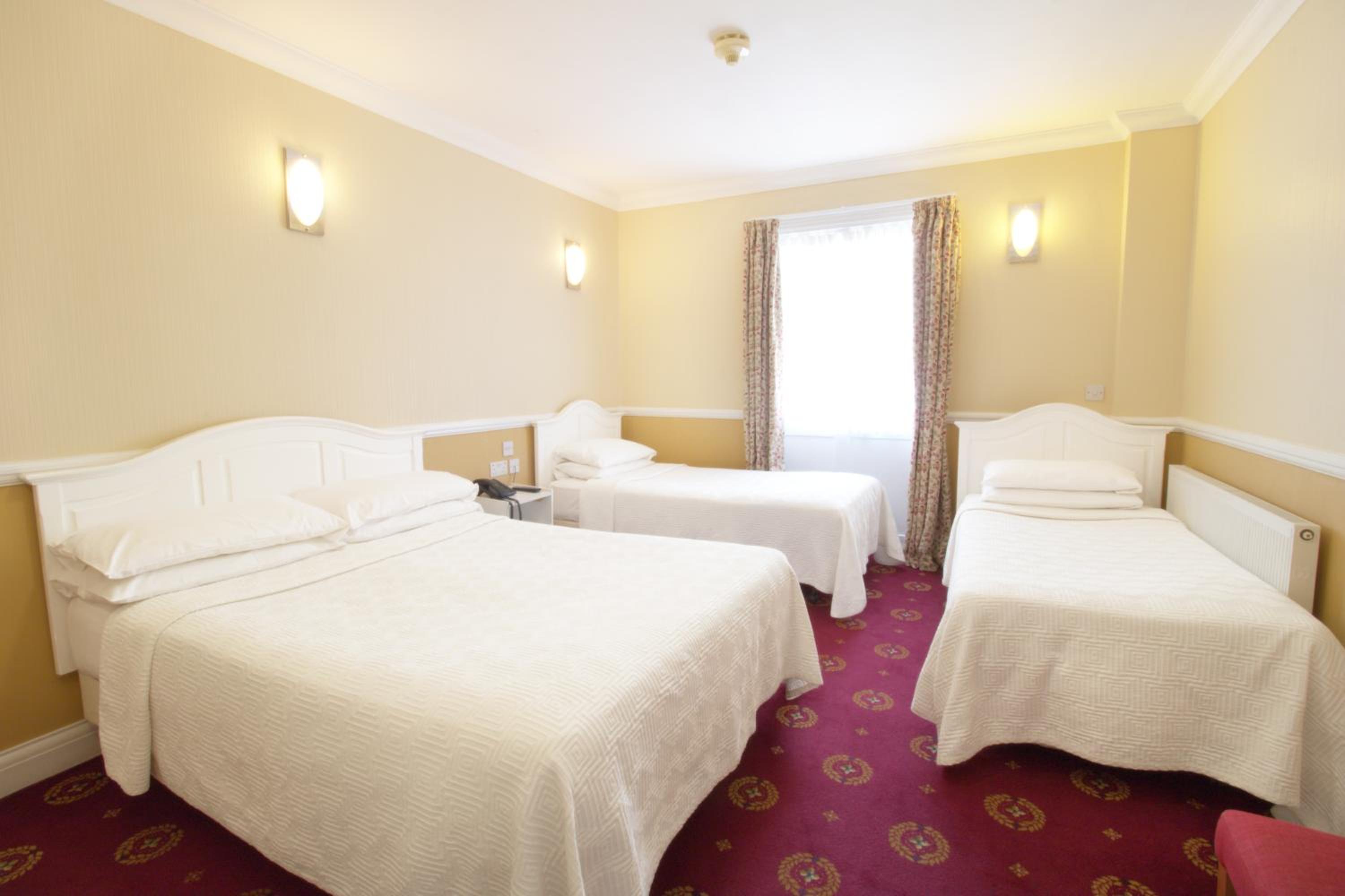 Quadruple Room photo 2