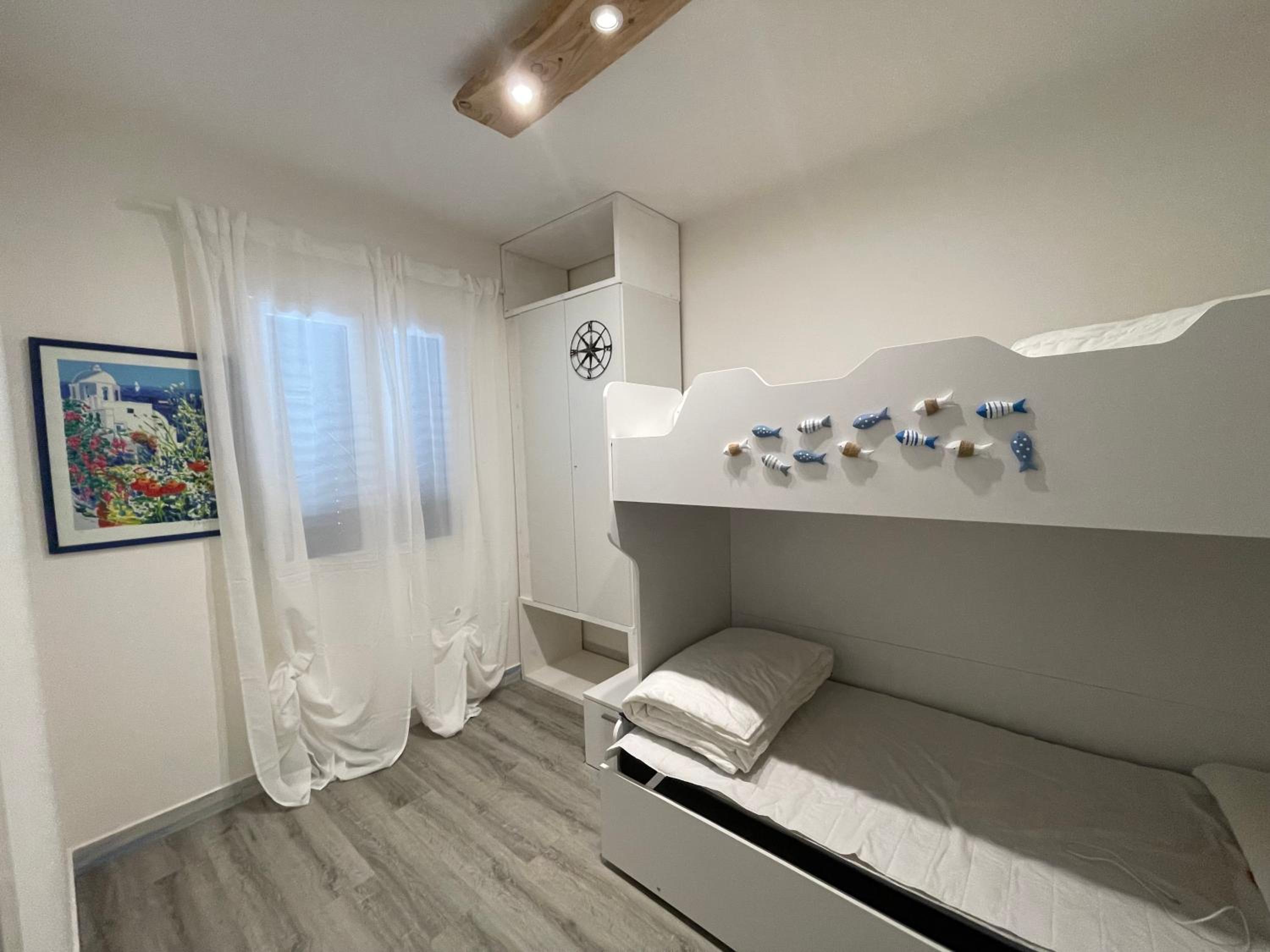 Two-Bedroom House photo 2