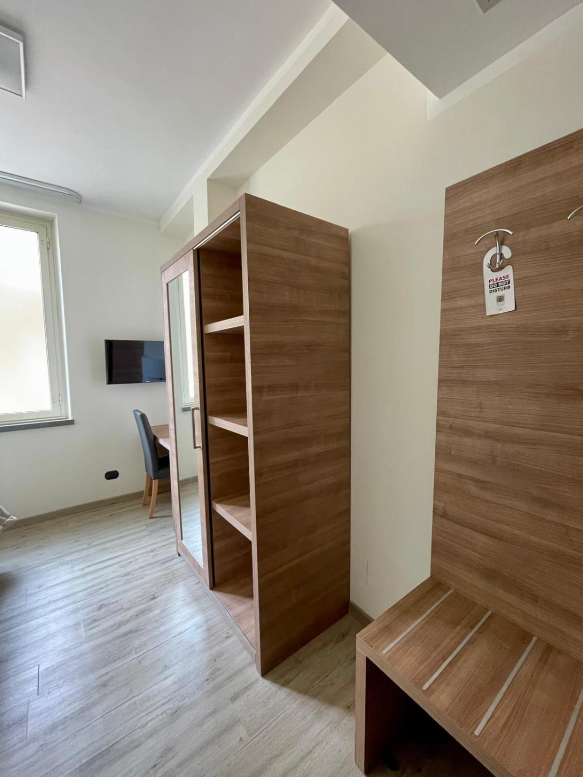 Single Room photo 2