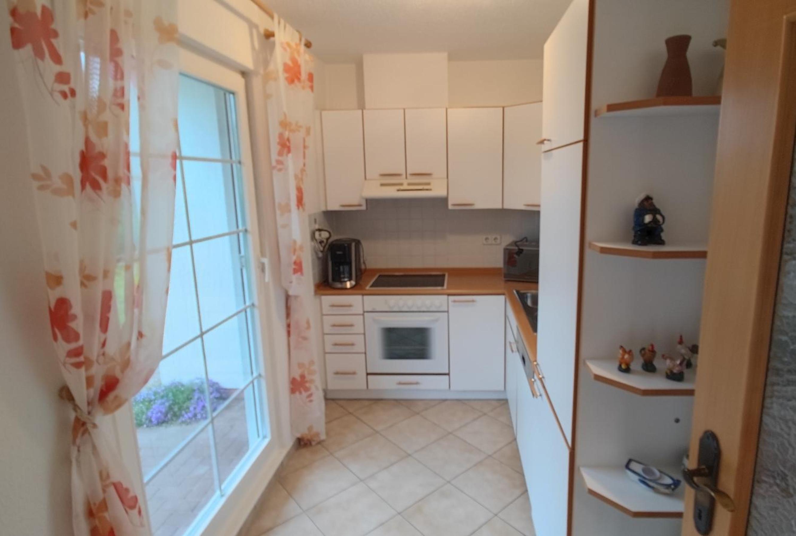One-Bedroom Apartment with Garden View photo 3