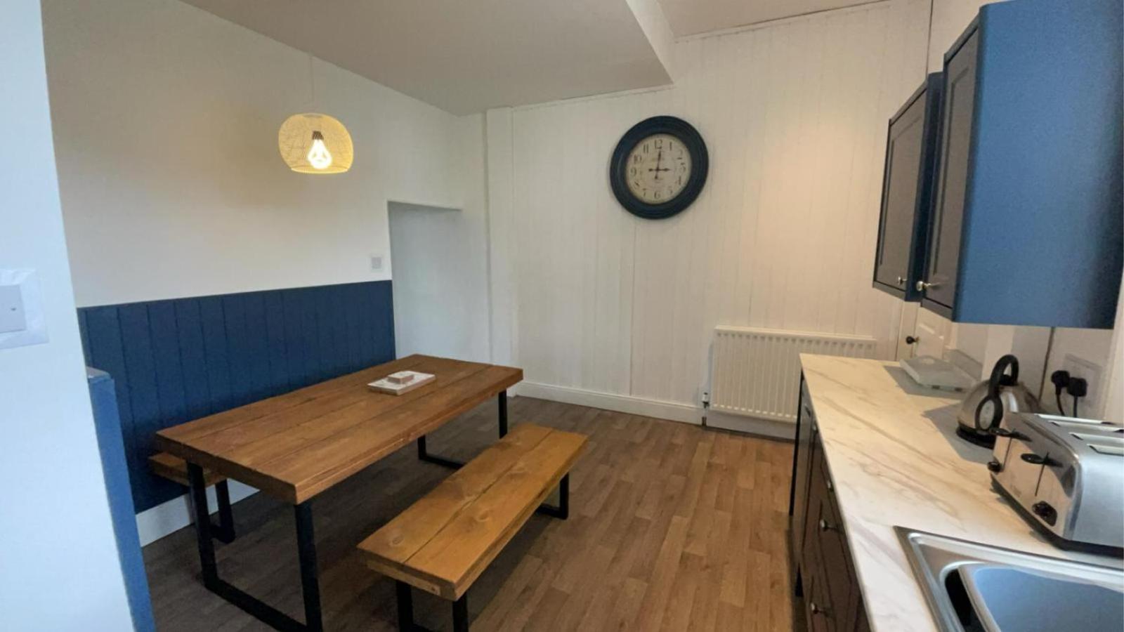 Three-Bedroom Apartment - Photo 19