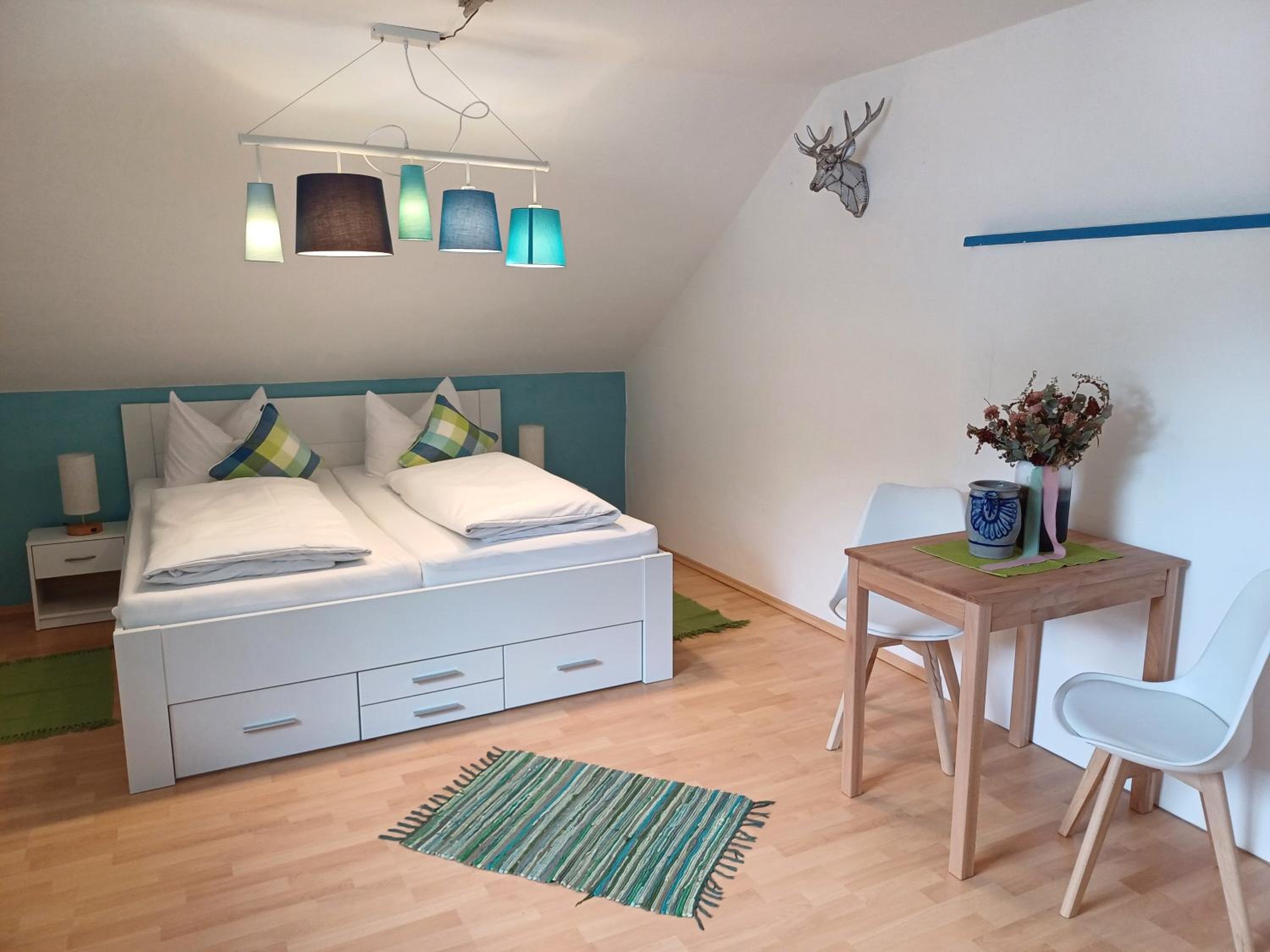 Double Room with Shared Bathroom photo 1