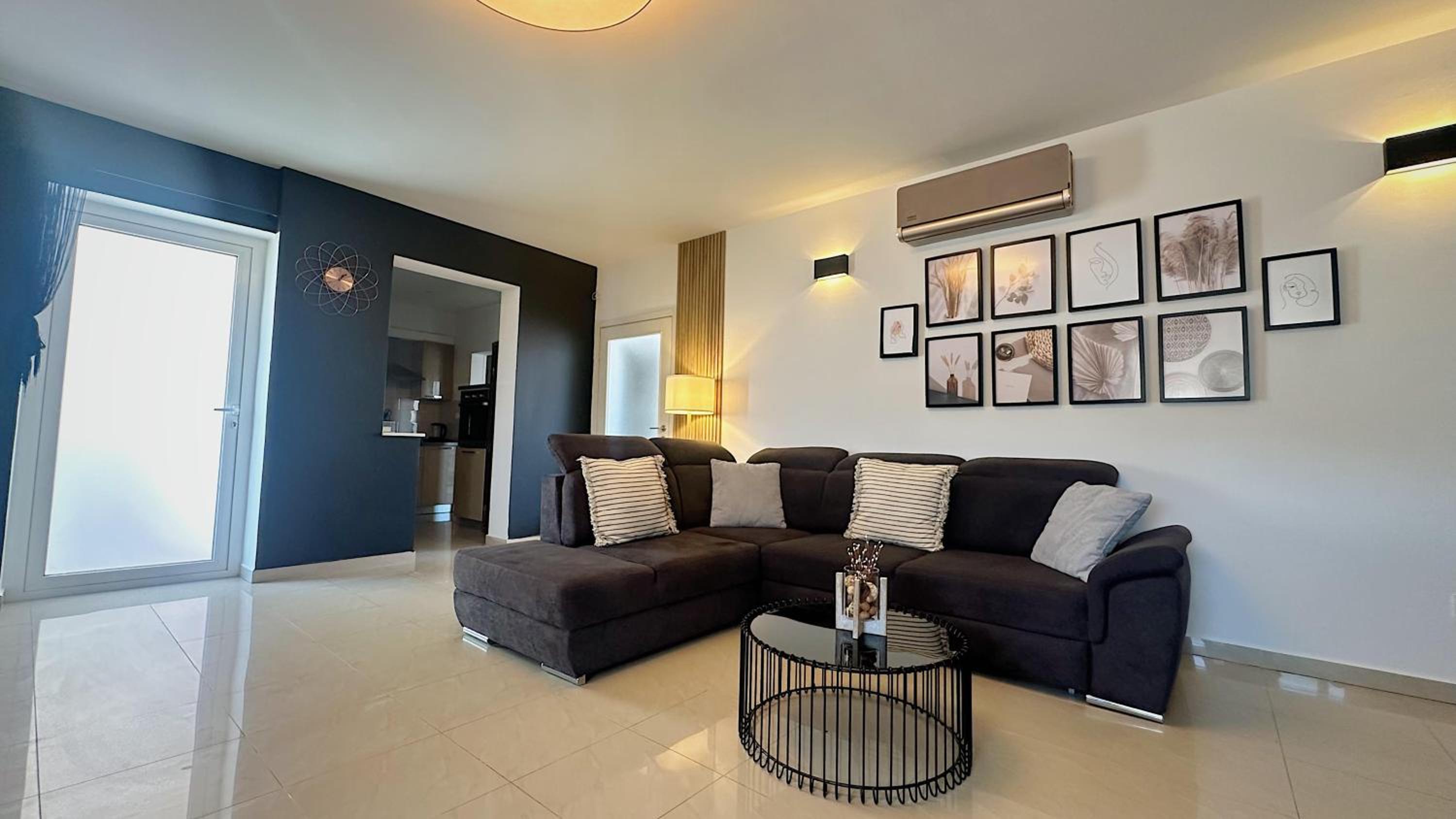 Apartment with Sea View photo 1
