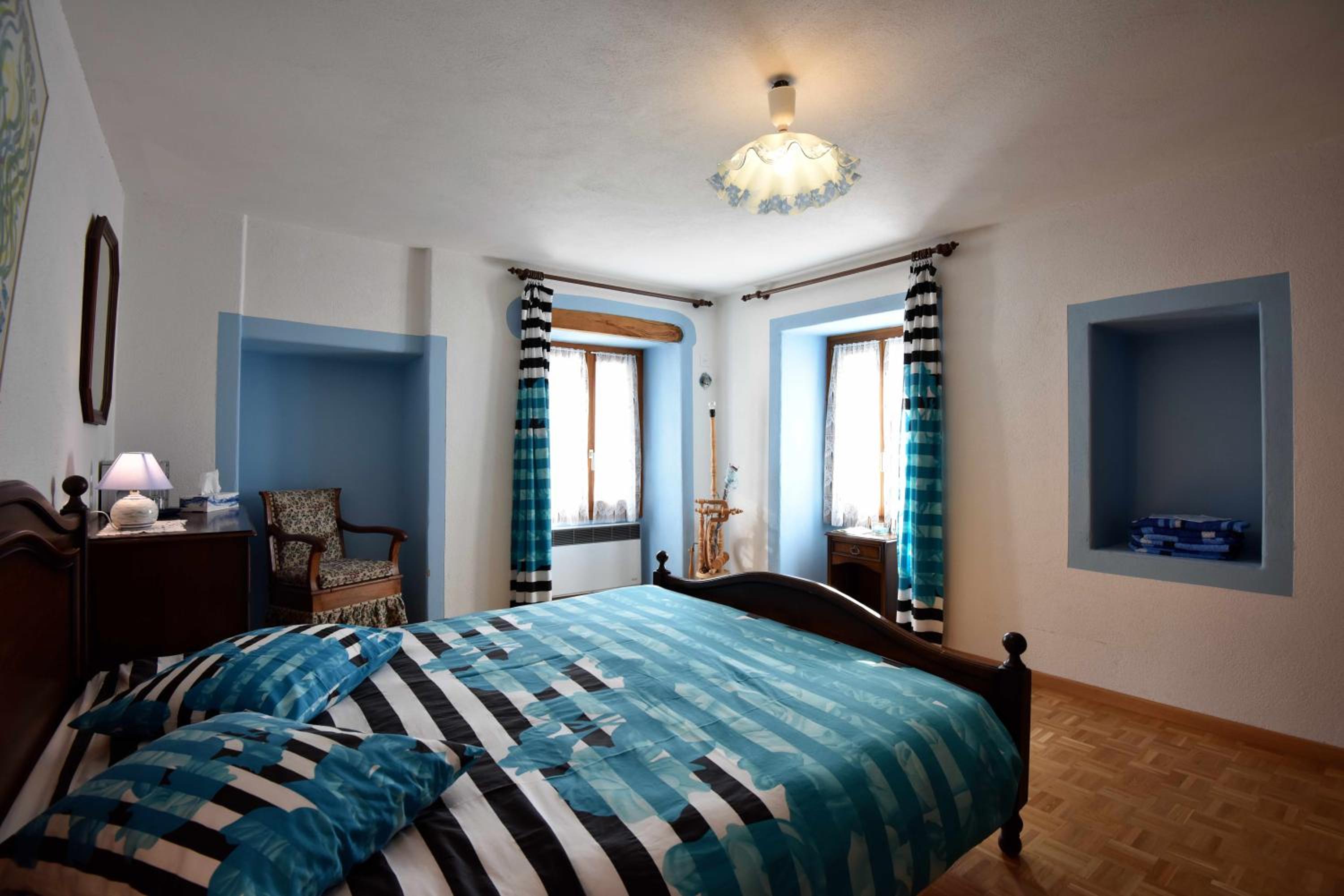 Double Room with Shared Bathroom