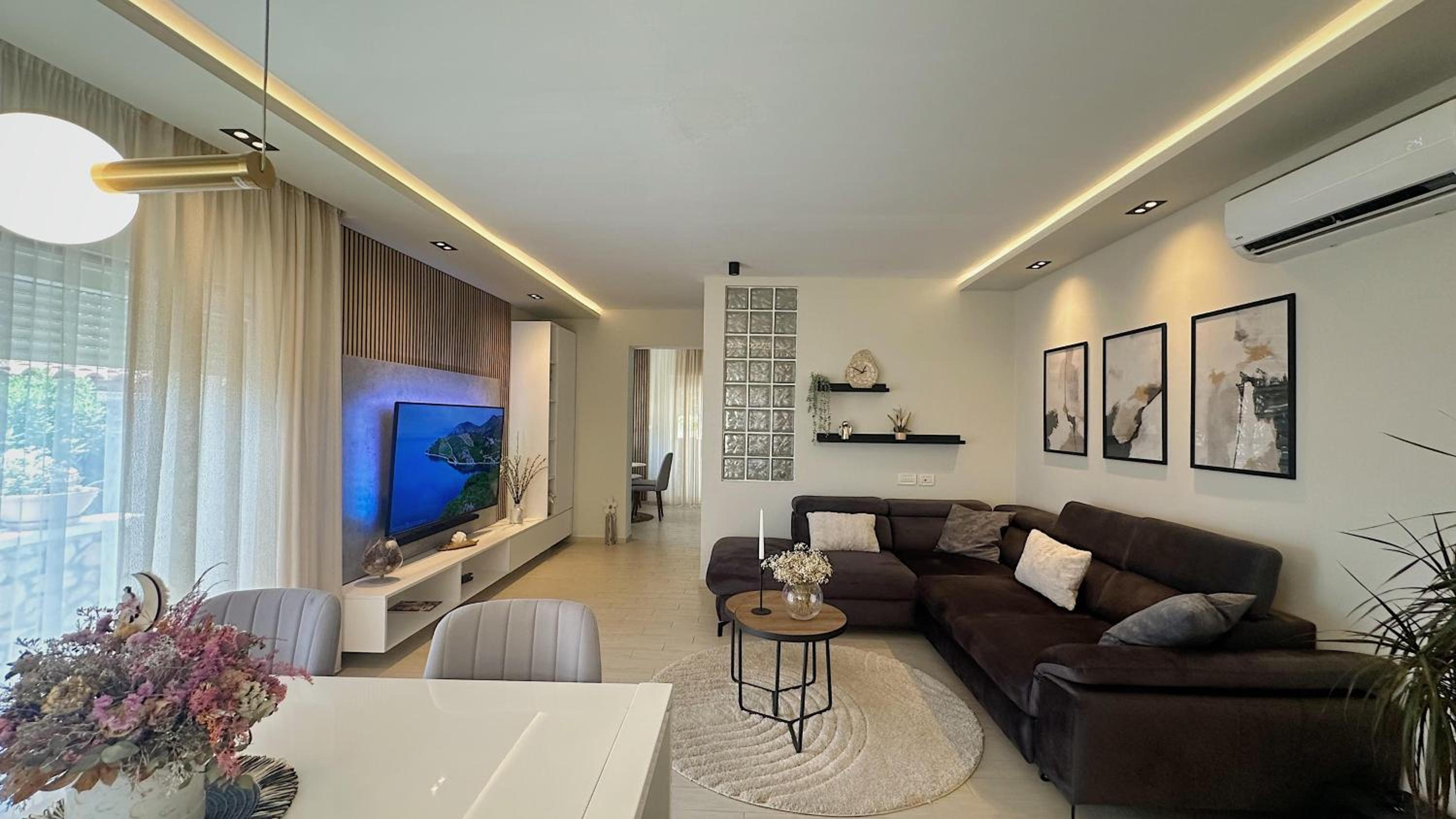 Apartment - Ground Floor photo 3