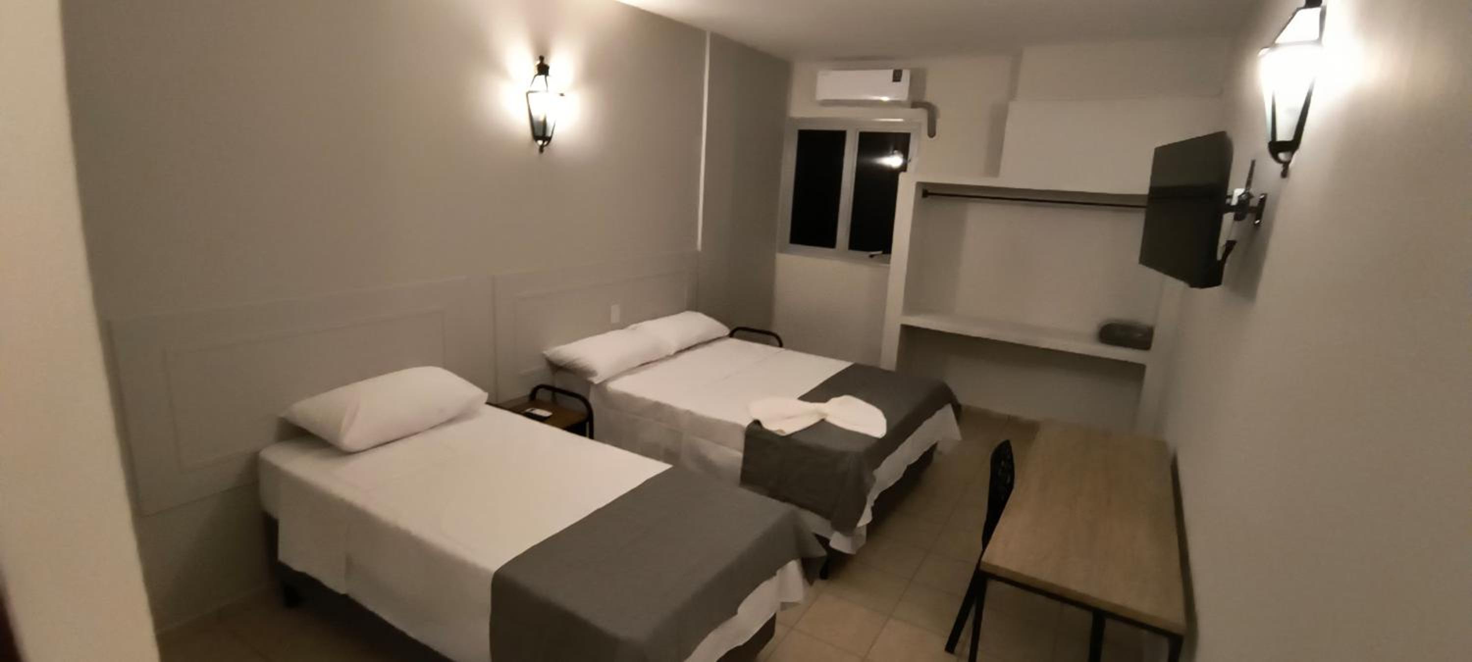 Large Double Room photo 1