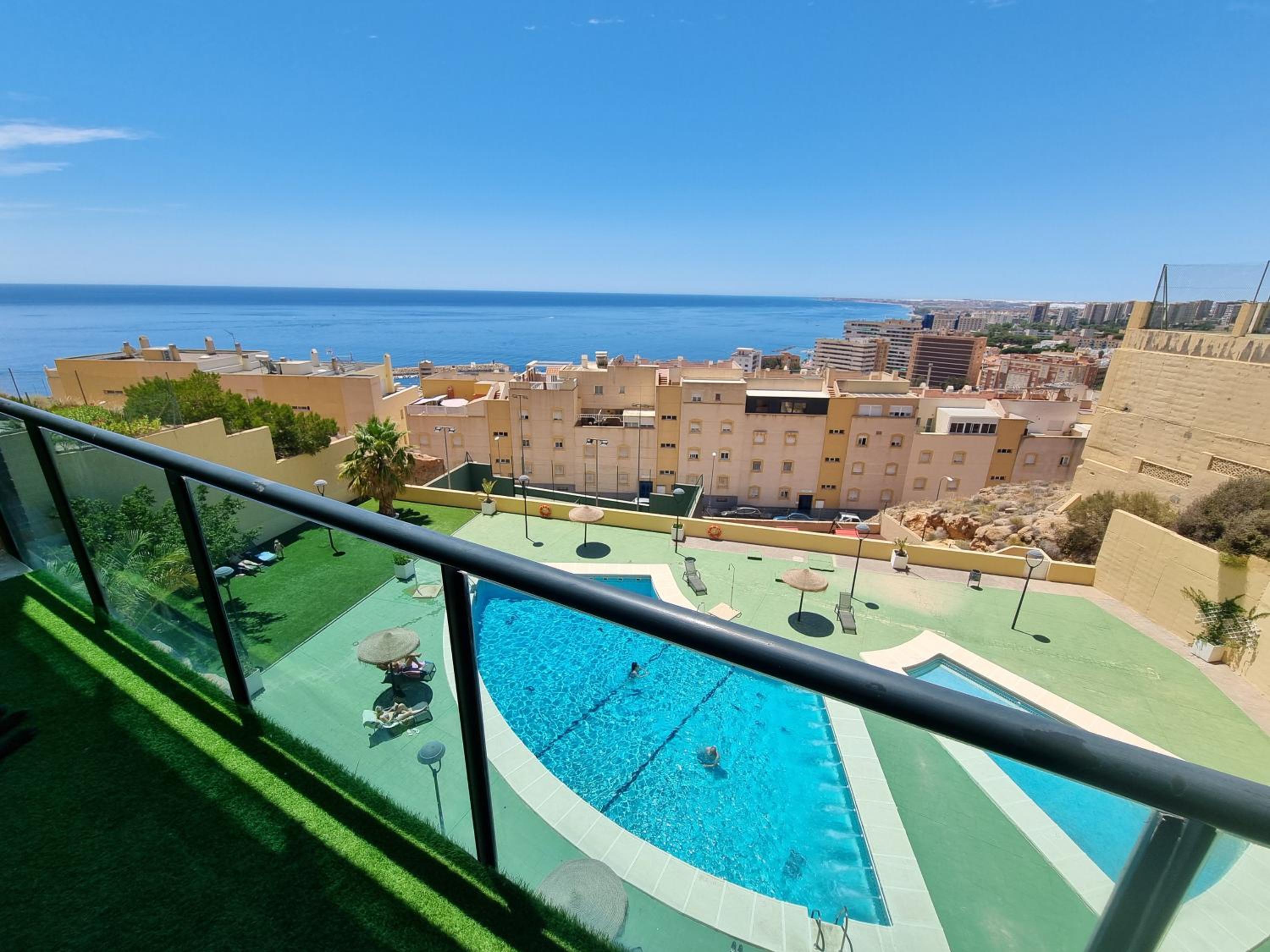 Two-Bedroom Apartment with Terrace and Sea View photo 3
