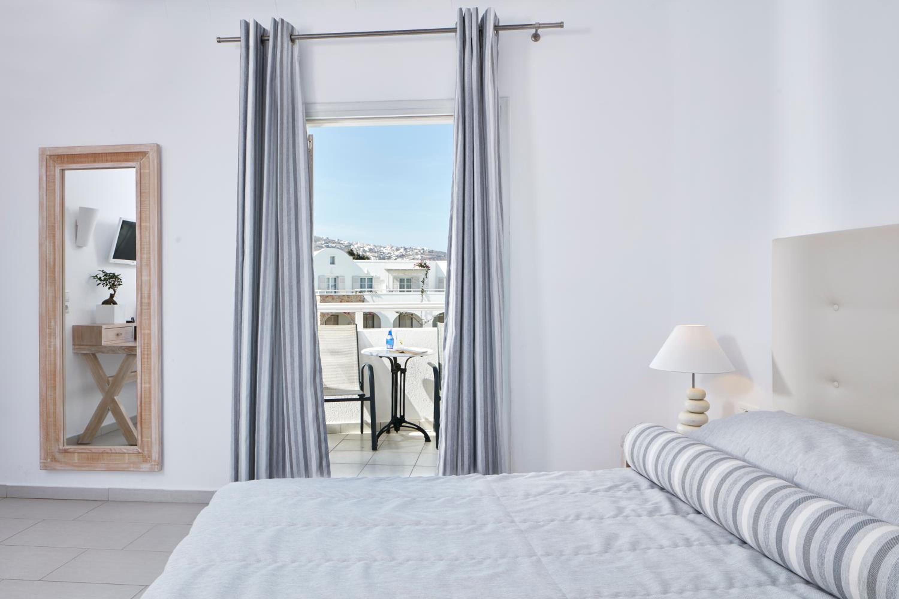 Standard Double Room - Photo 1