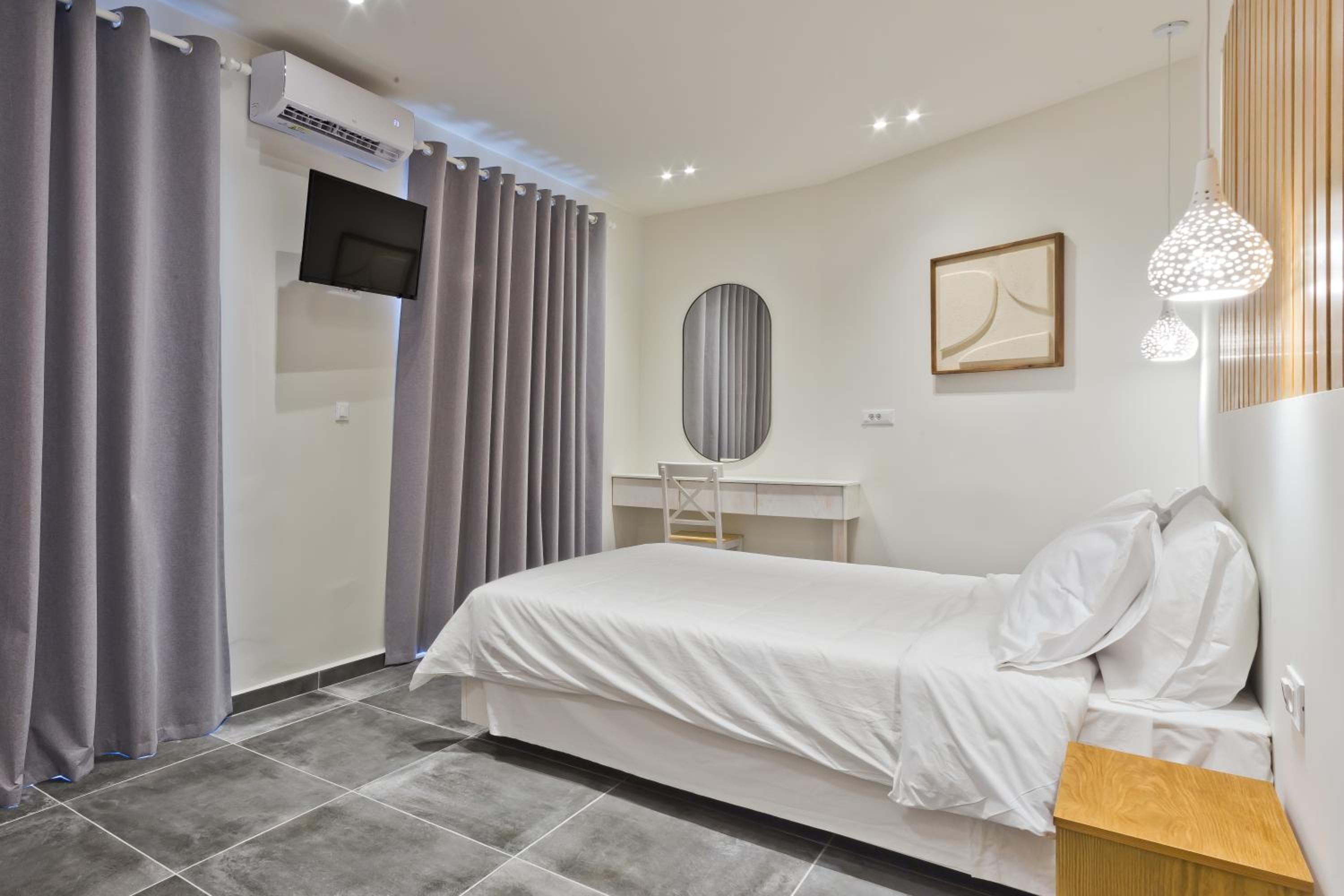 Suite with City View