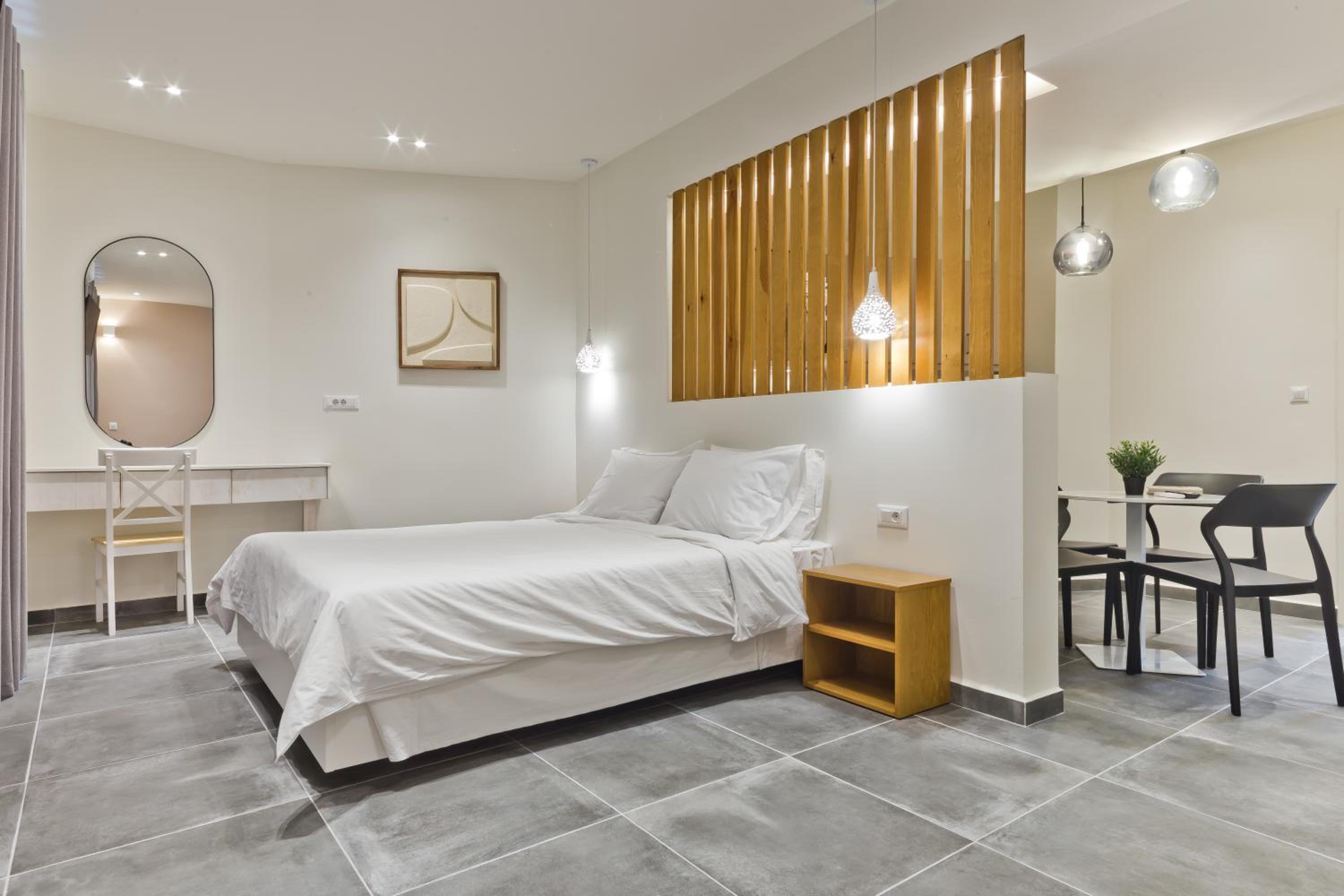 Suite with City View