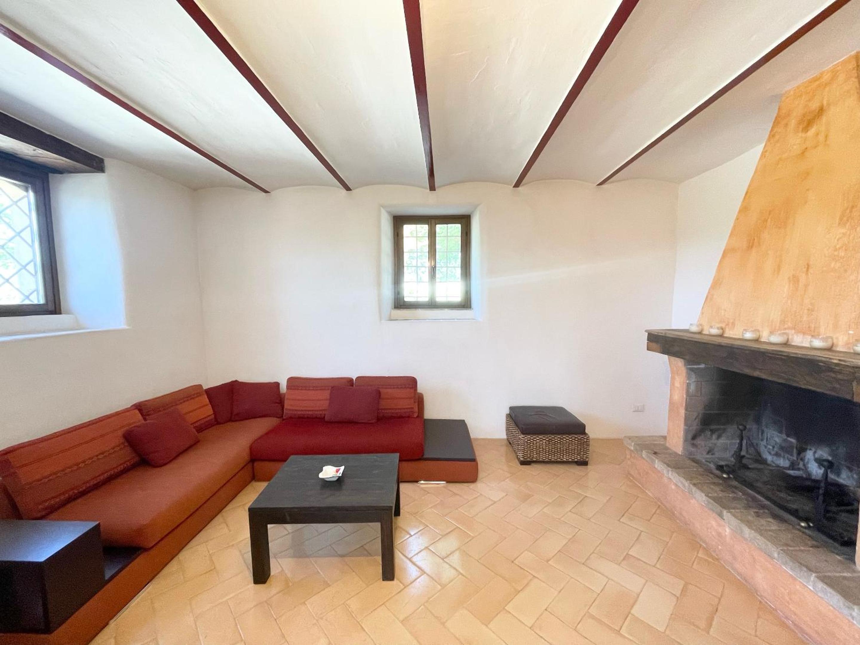 Villa photo 1
