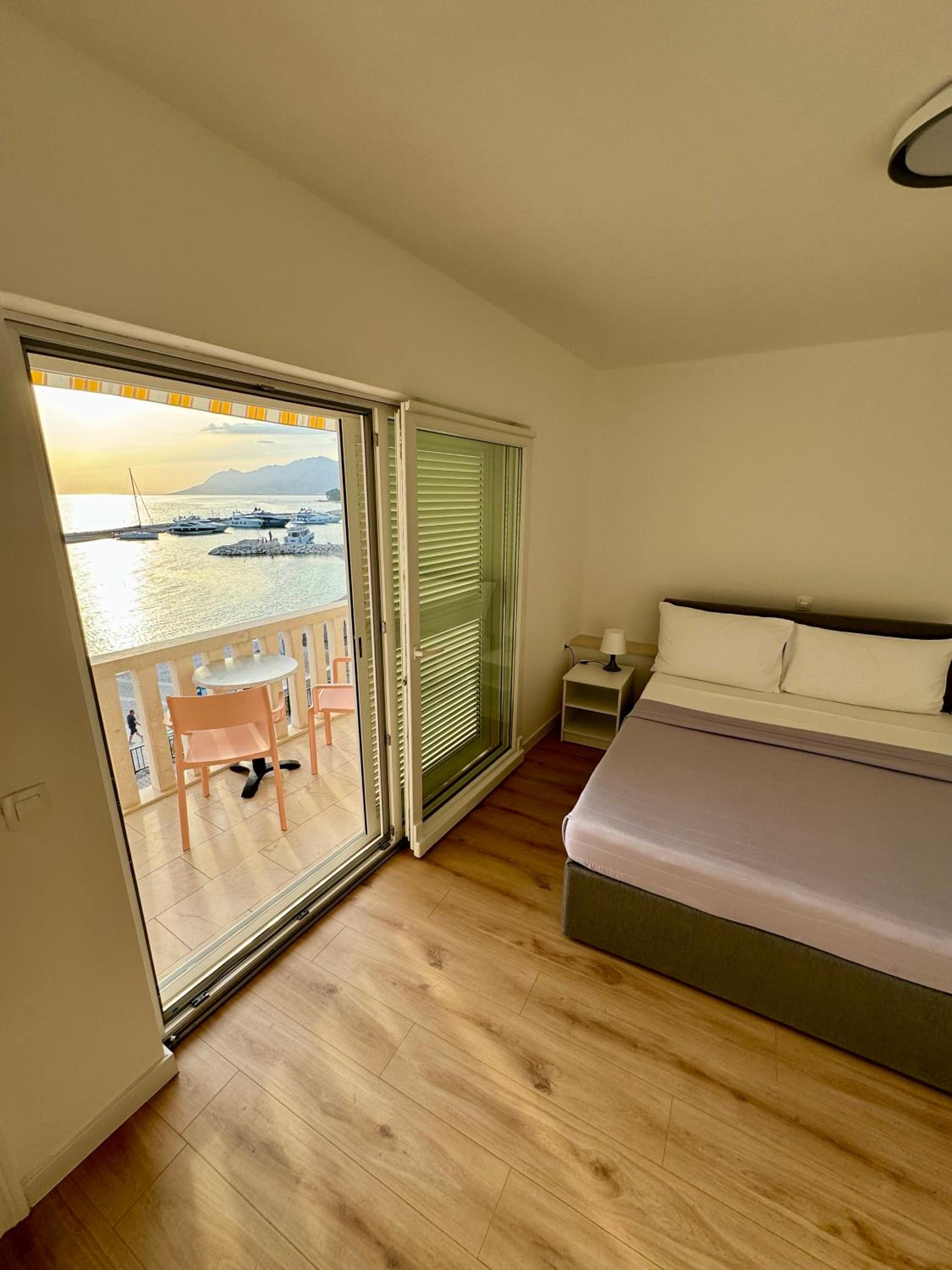 Apartment with Sea View photo 3