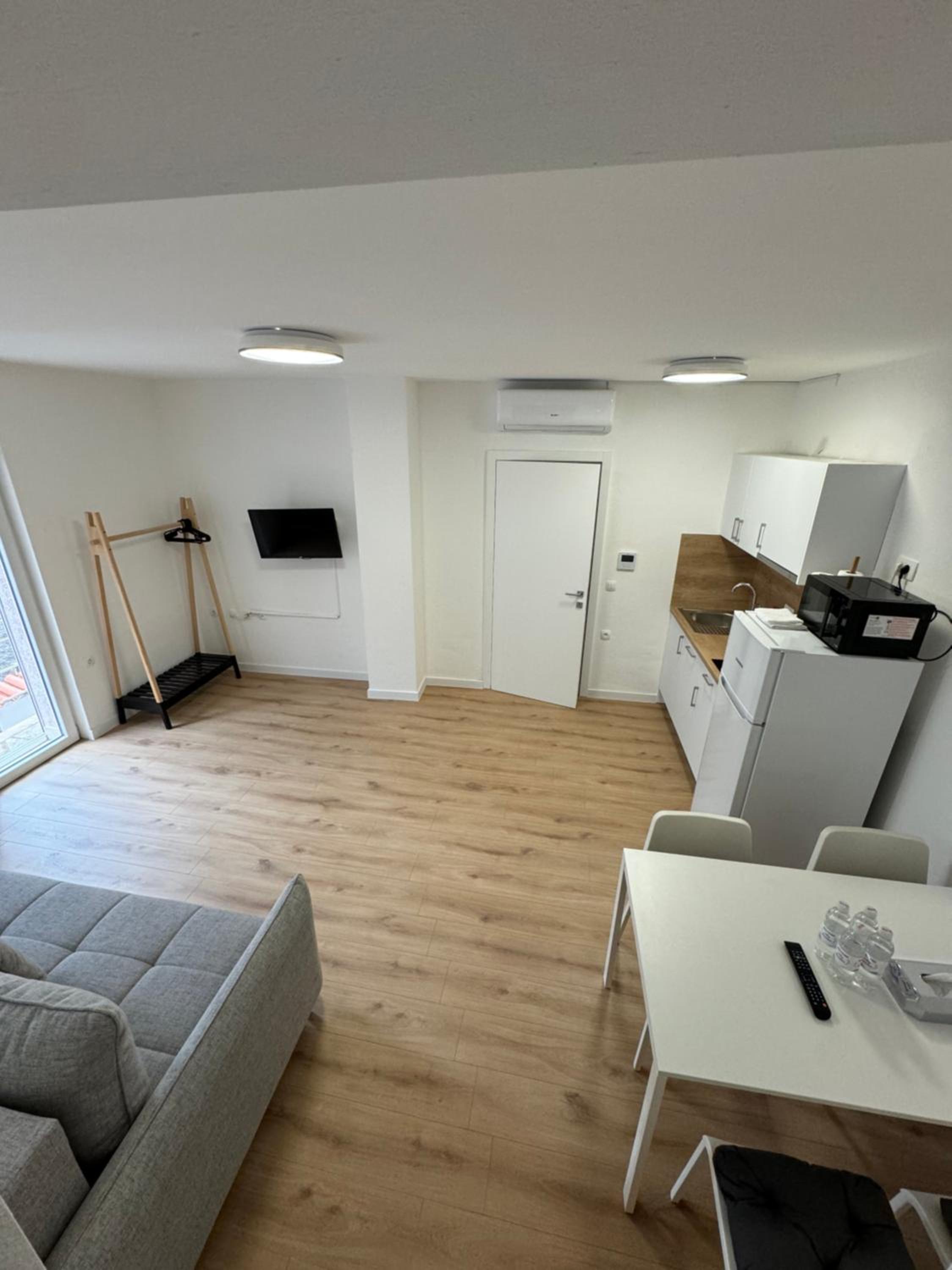 Apartment with Mountain View photo 1
