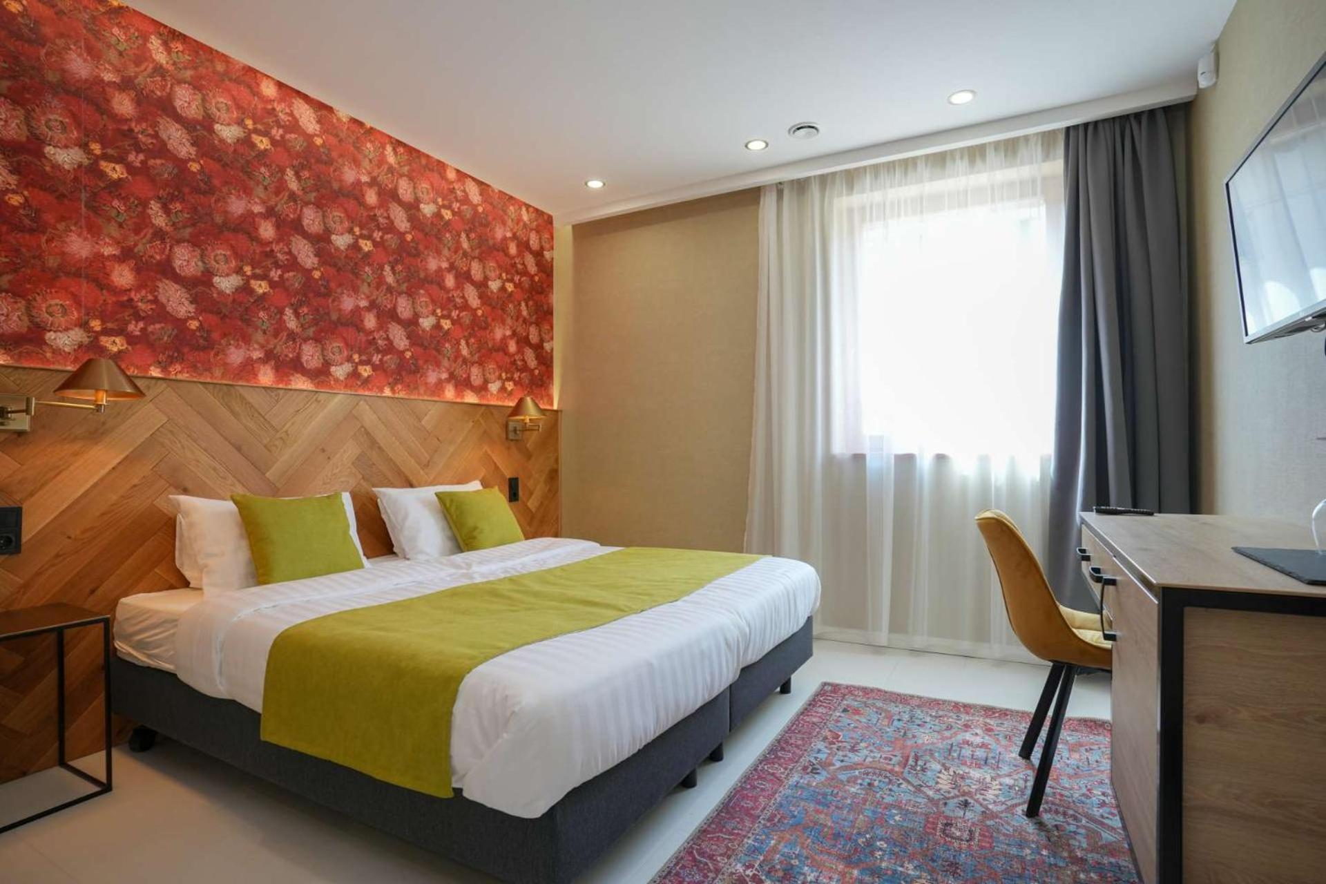 Double Room with Private Bathroom photo 1