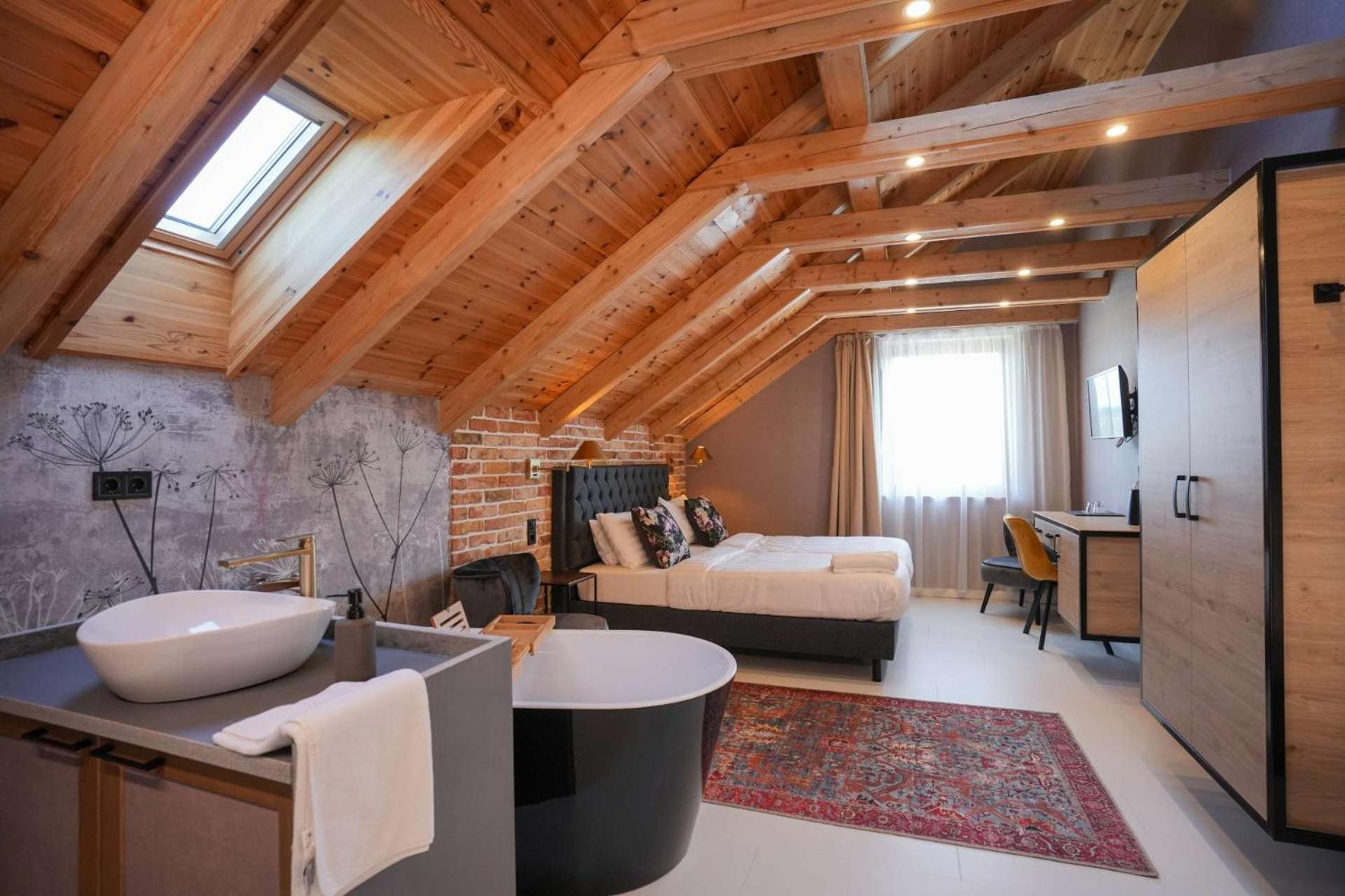 Superior Queen Room photo 3