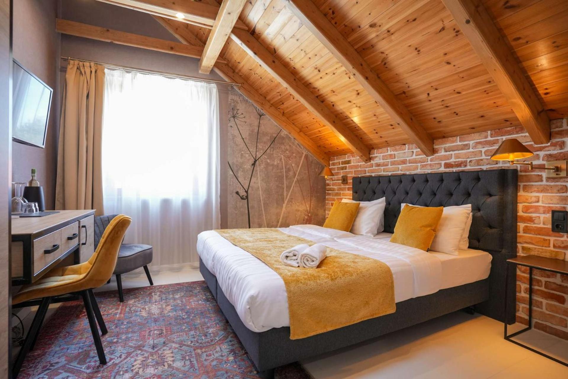 Double Room with Private Bathroom photo 1