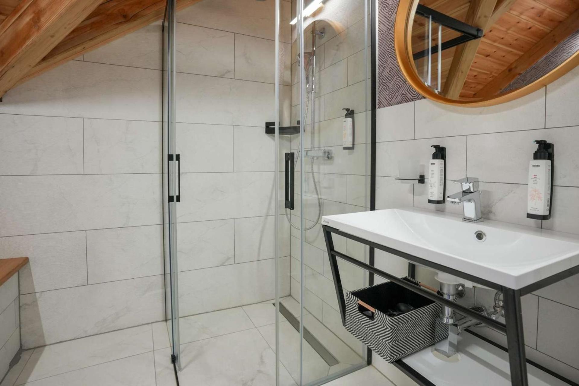 Double Room with Private Bathroom photo 2