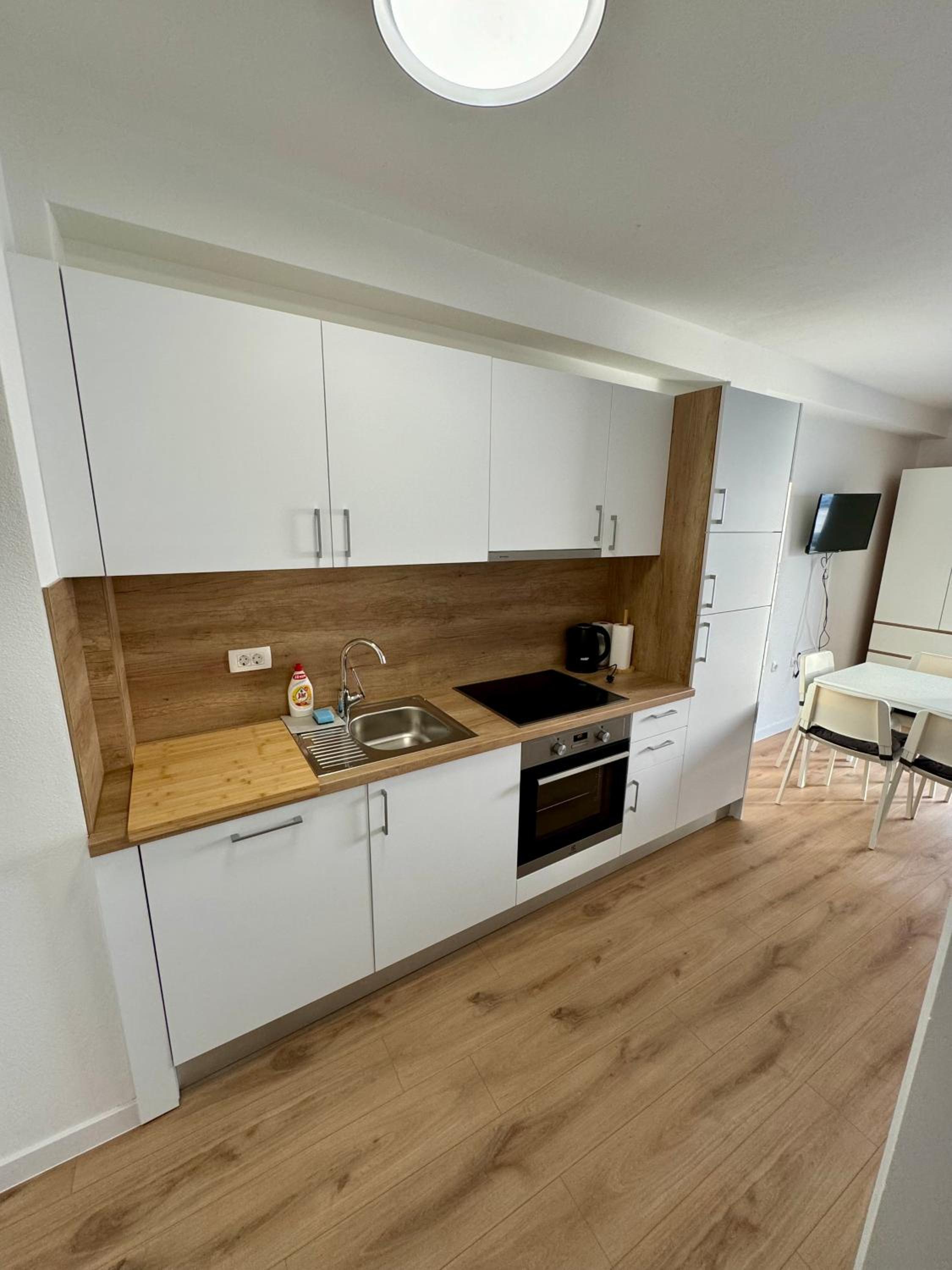 Studio Apartment with Sea View photo 2