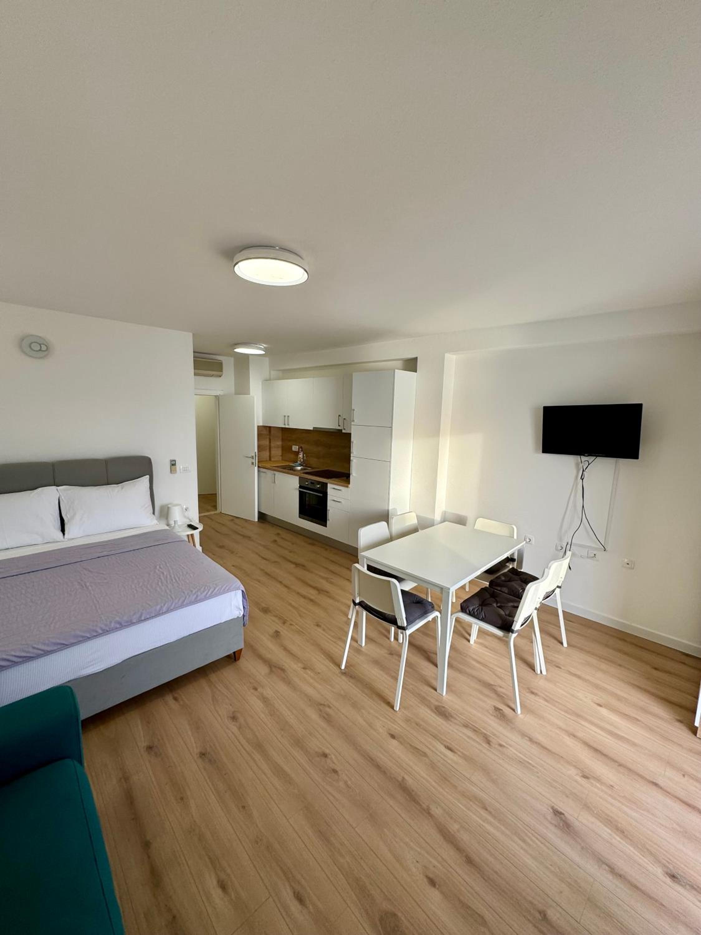 Studio Apartment with Sea View photo 3
