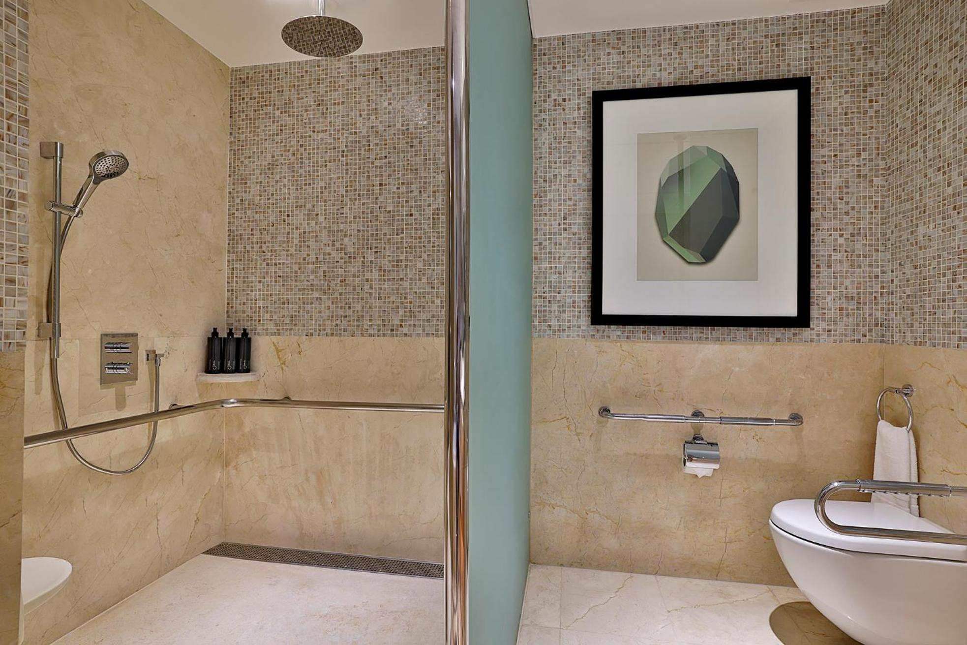 Deluxe King Room - Mobility Access