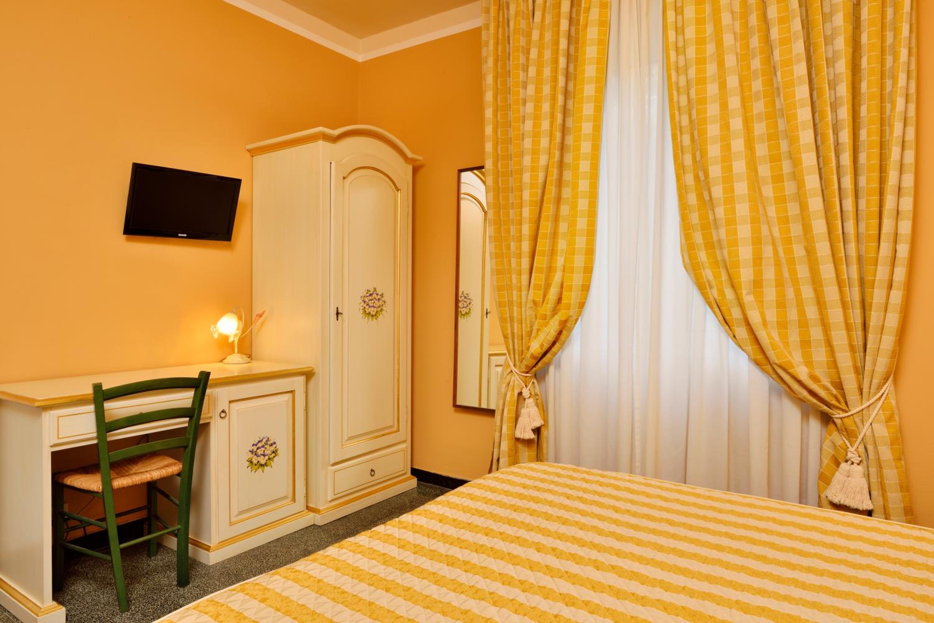 Superior Double or Twin Room - Photo 1