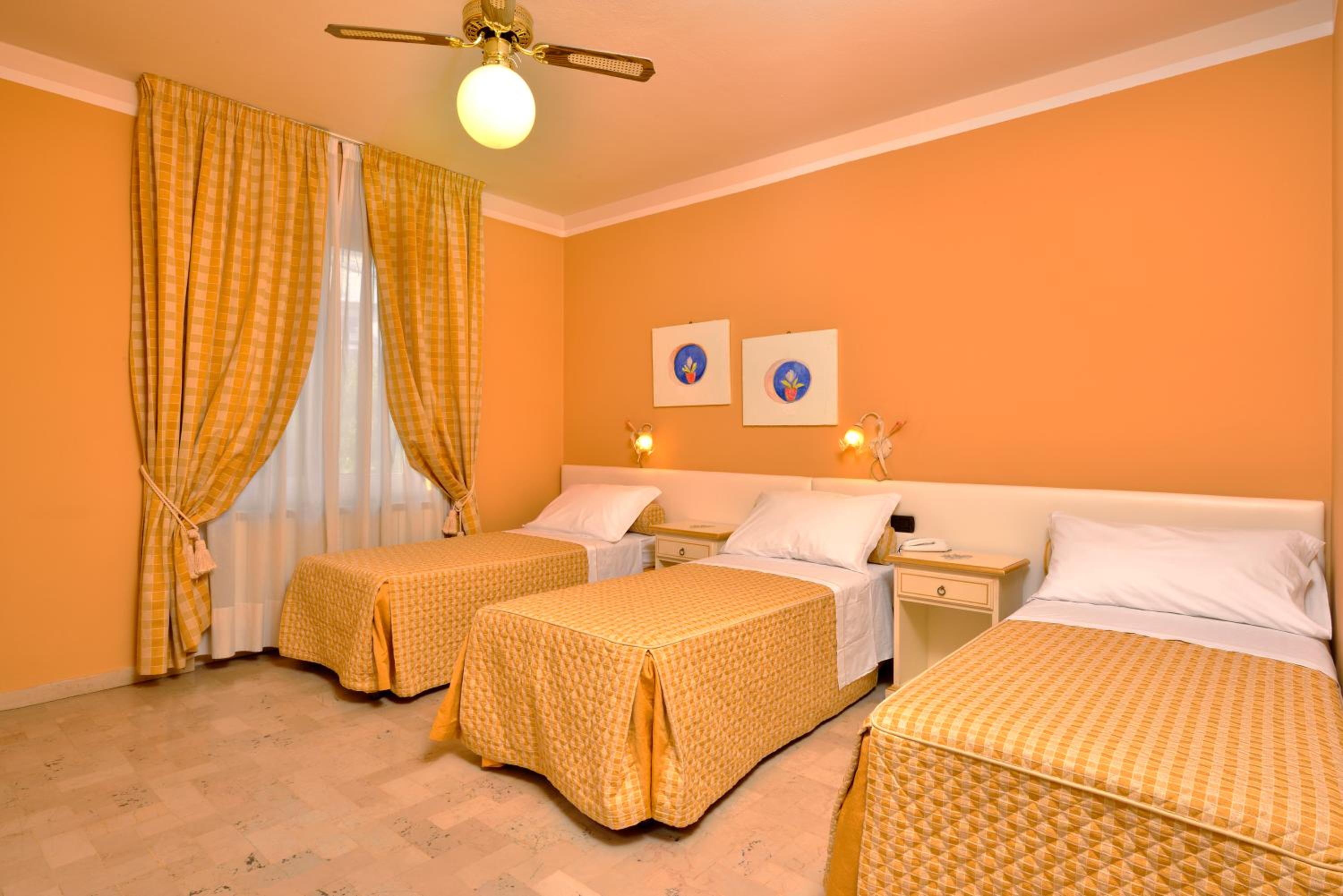 Superior Double or Twin Room - Photo 4