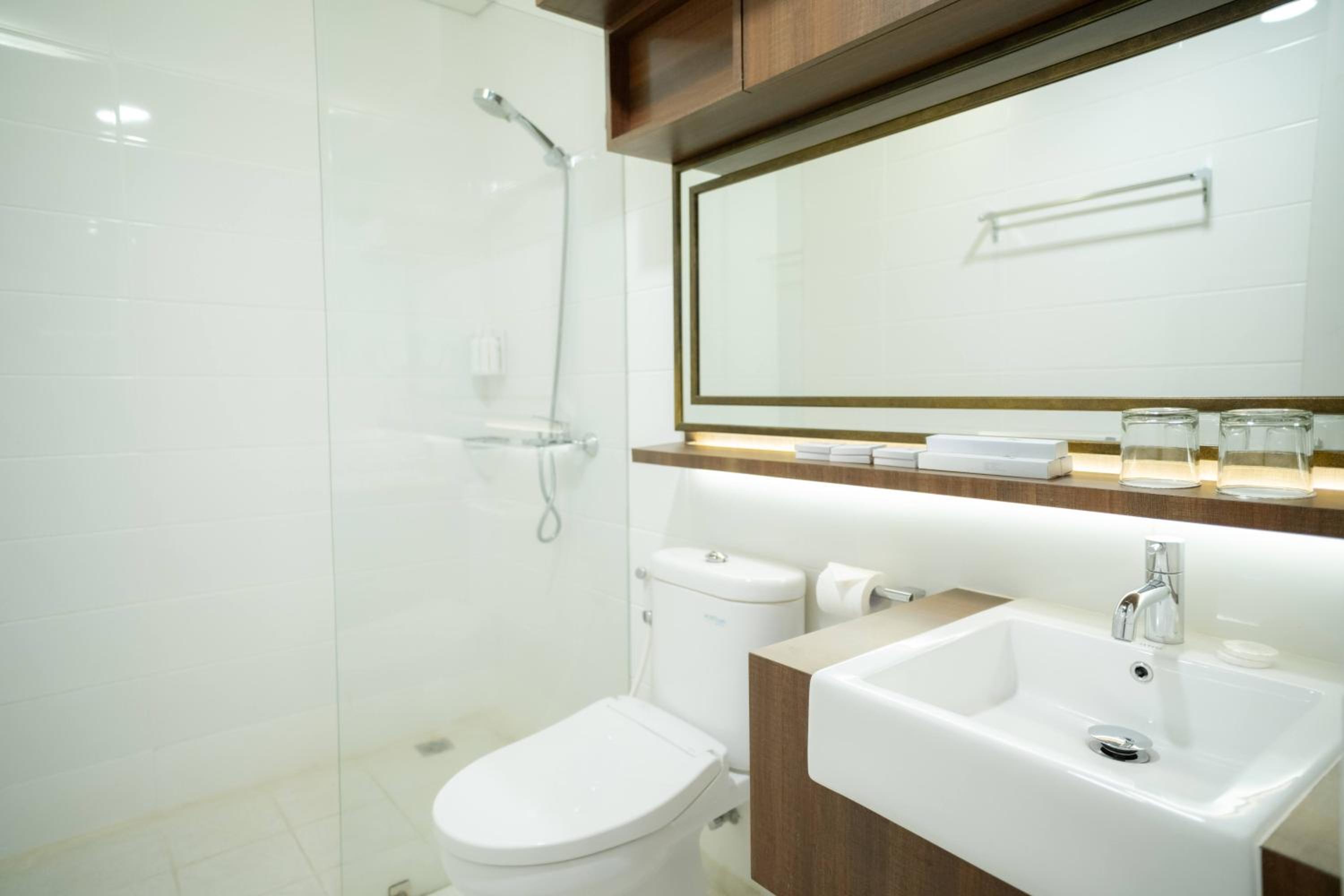 Deluxe Twin Room - Photo 2