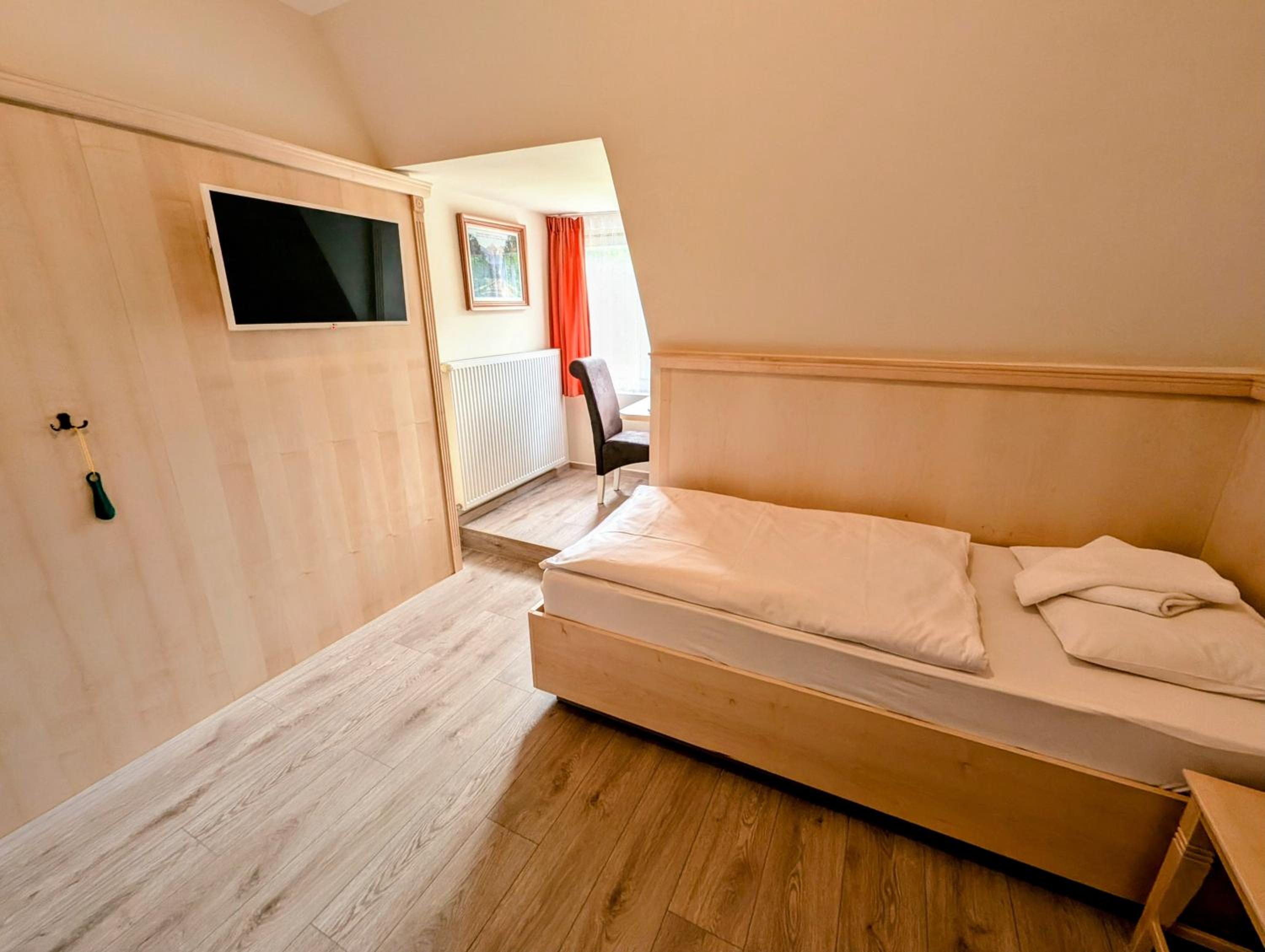 Single Room (Historical Building) photo 3