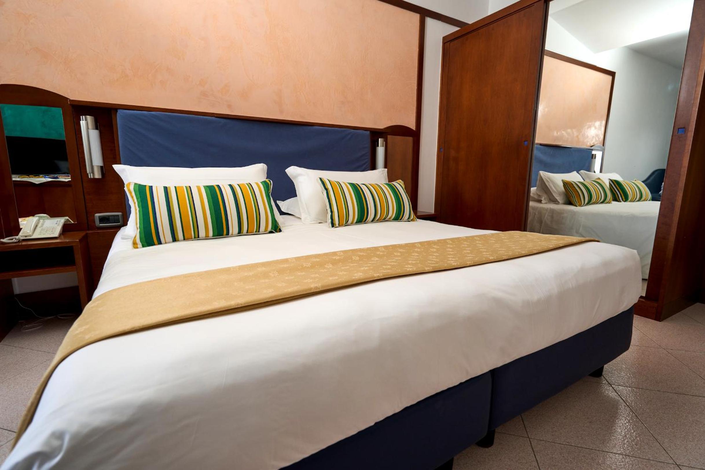 Comfort Double Room with Sea View