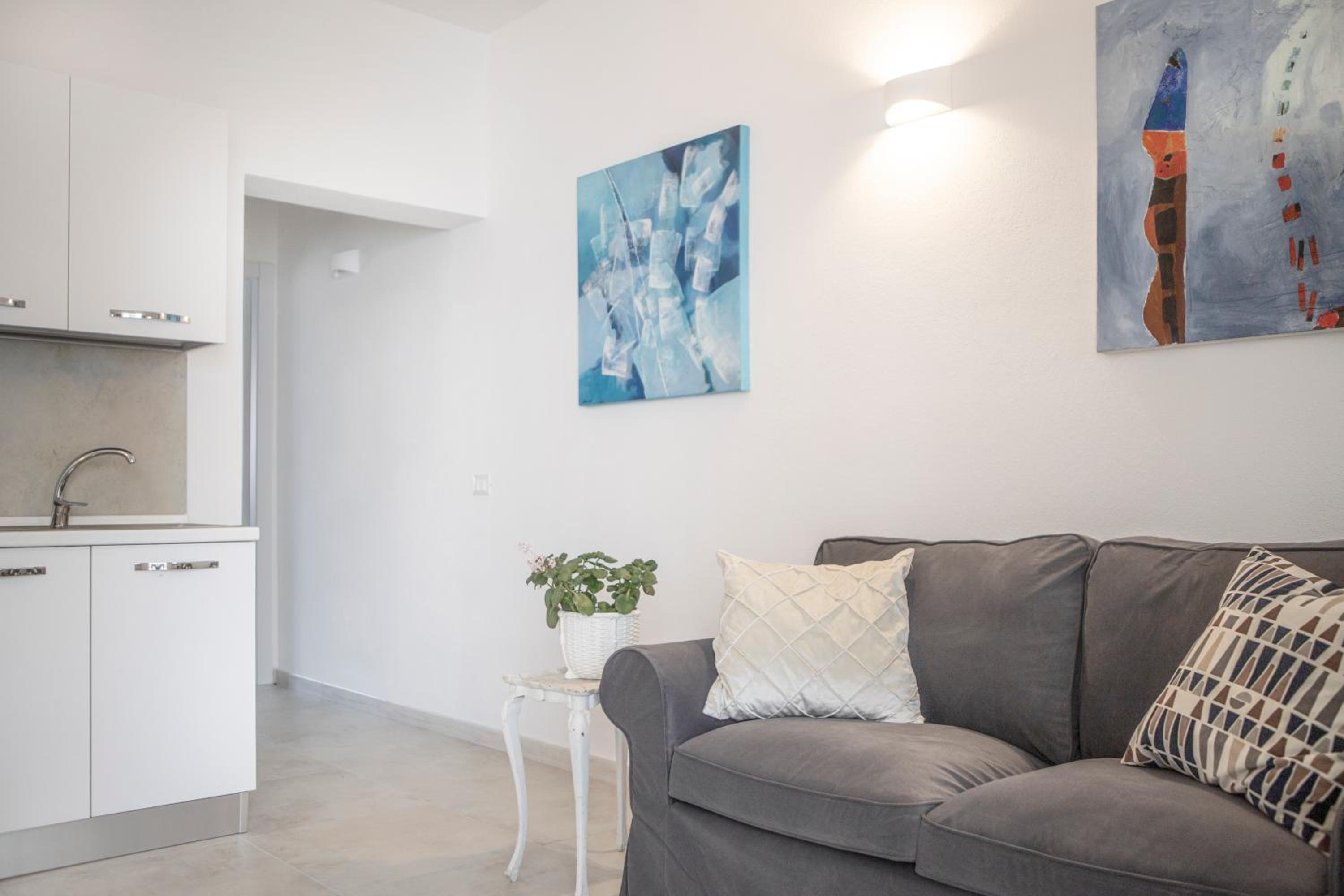 One-Bedroom Deluxe Apartment photo 1
