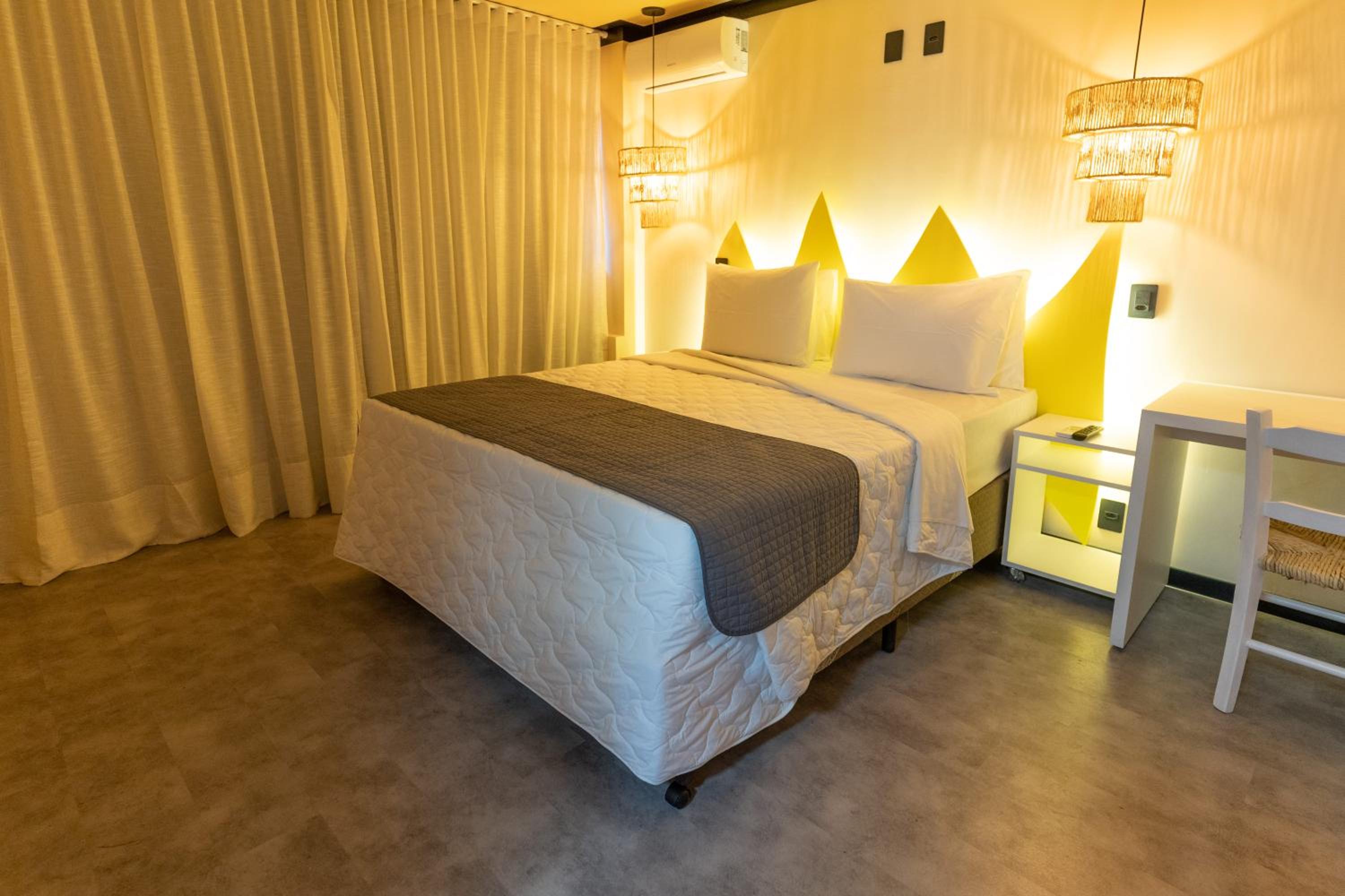 Deluxe Suite photo 2
