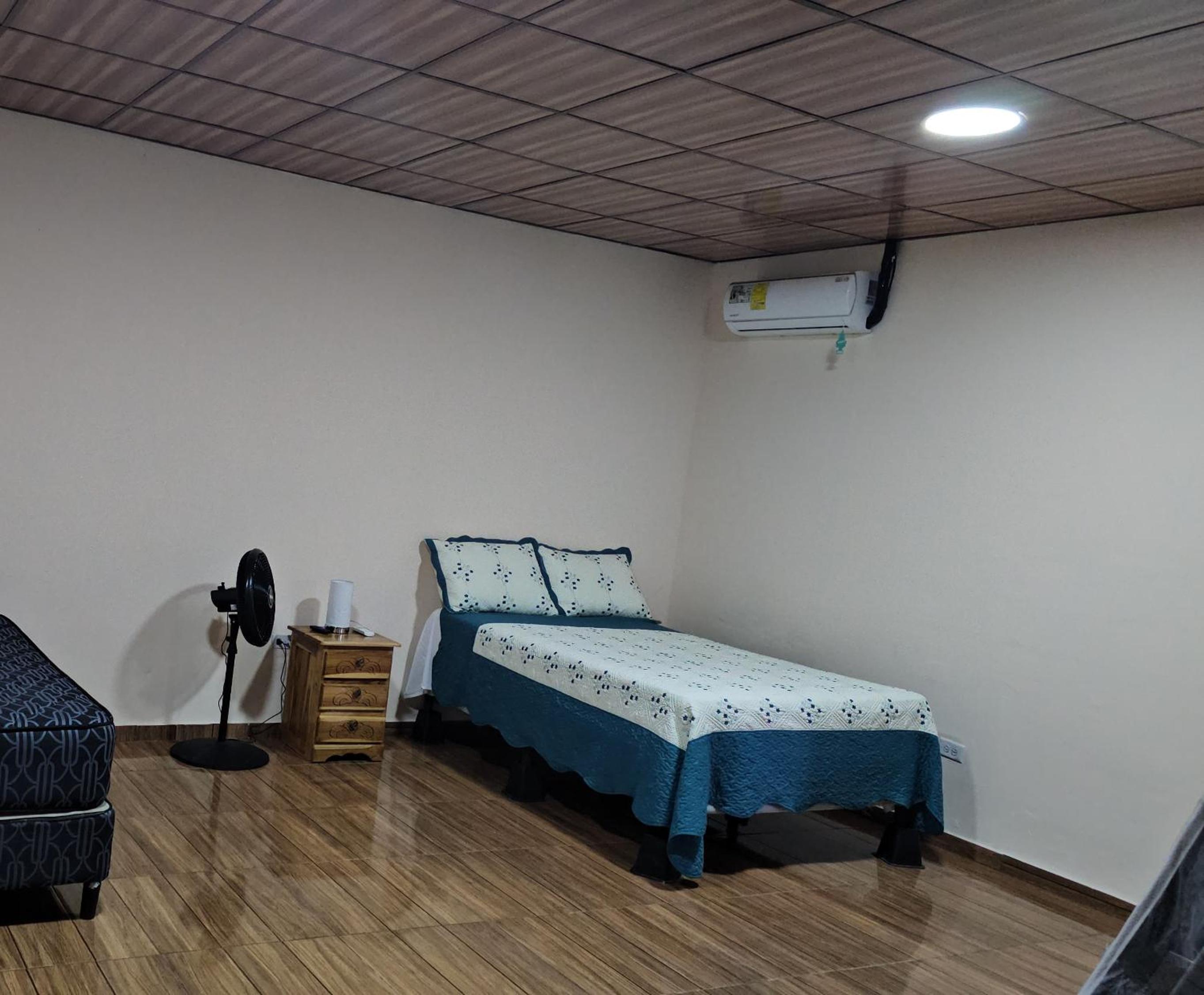Deluxe Apartment photo 2