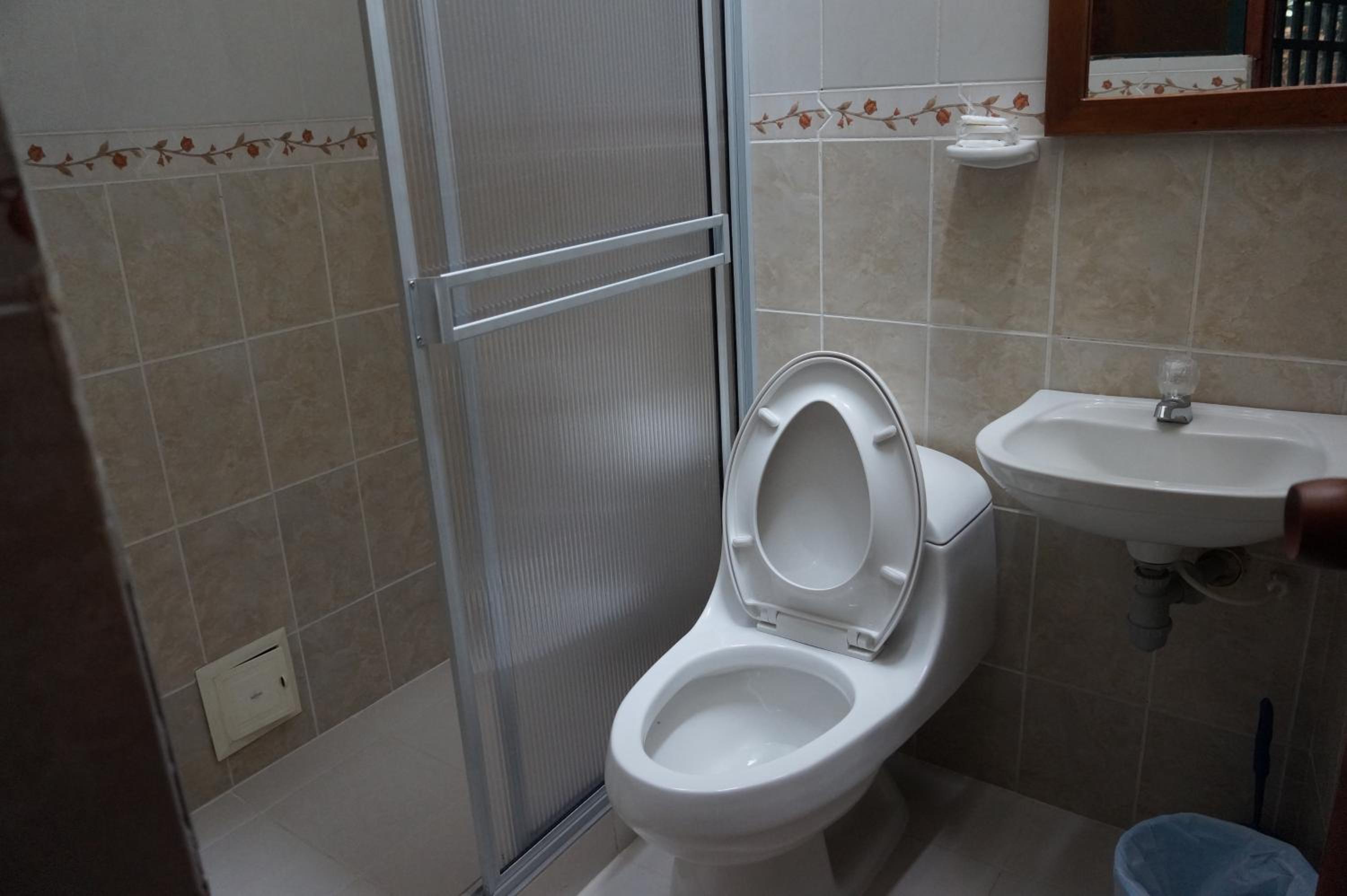 Triple Room with Private Bathroom photo 3